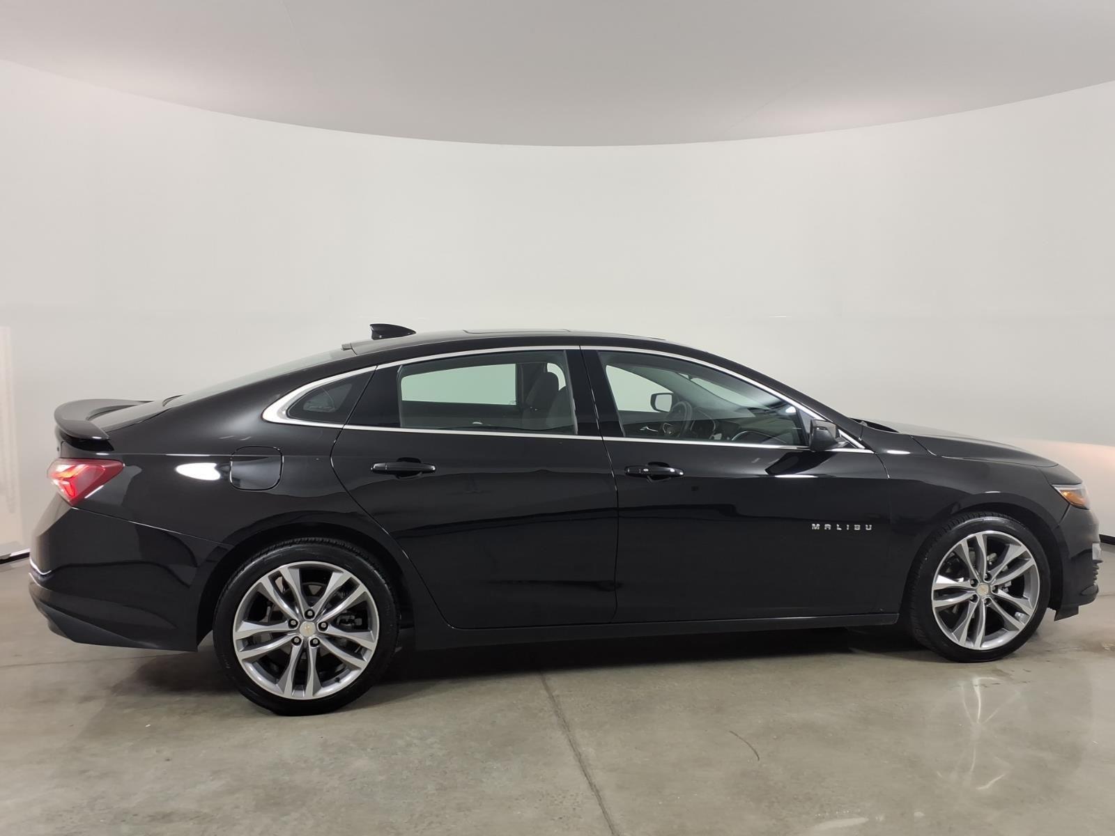 Used 2022 Mosaic Black Metallic Chevrolet LT image 11