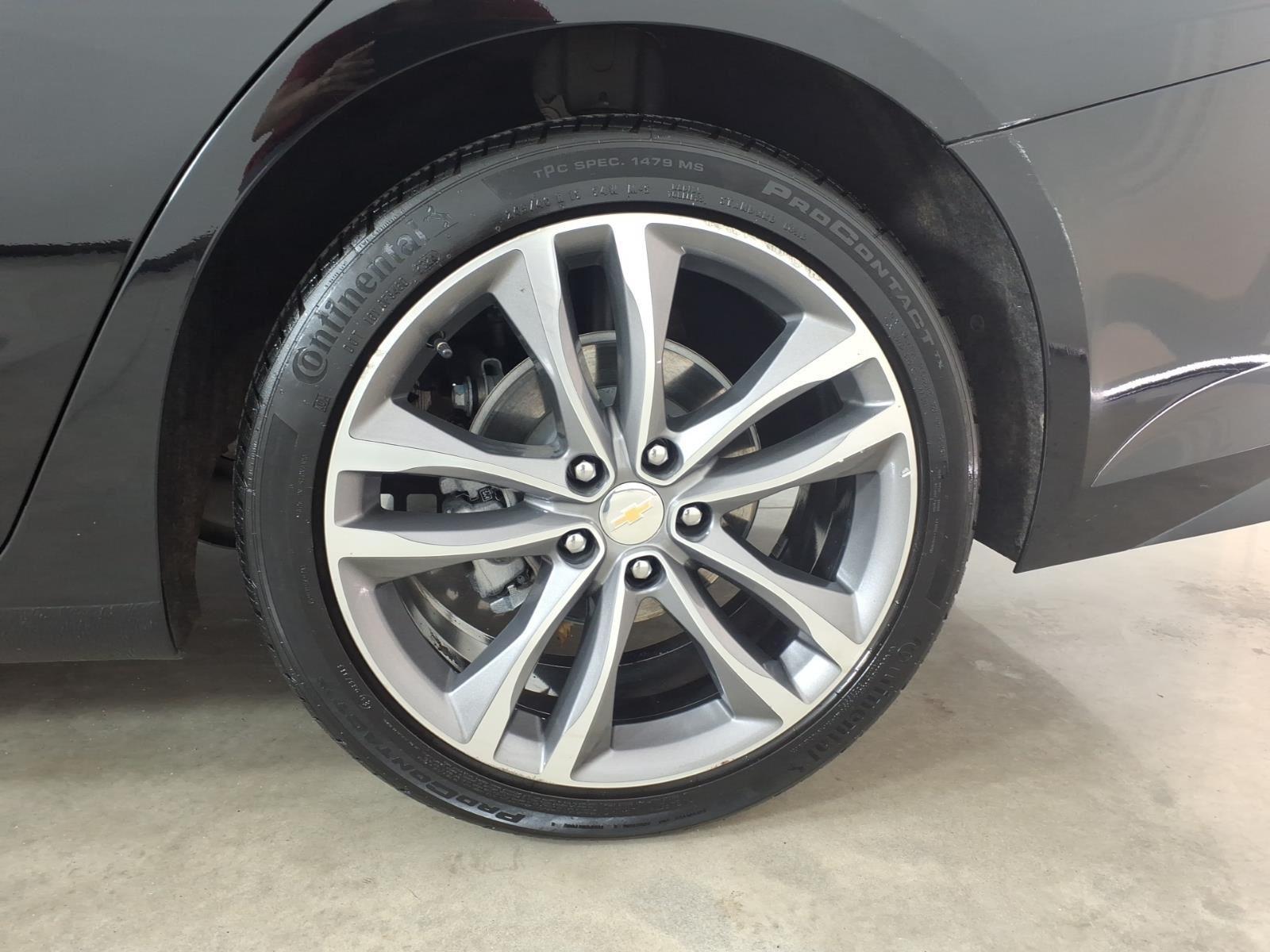 Used 2022 Mosaic Black Metallic Chevrolet LT image 13