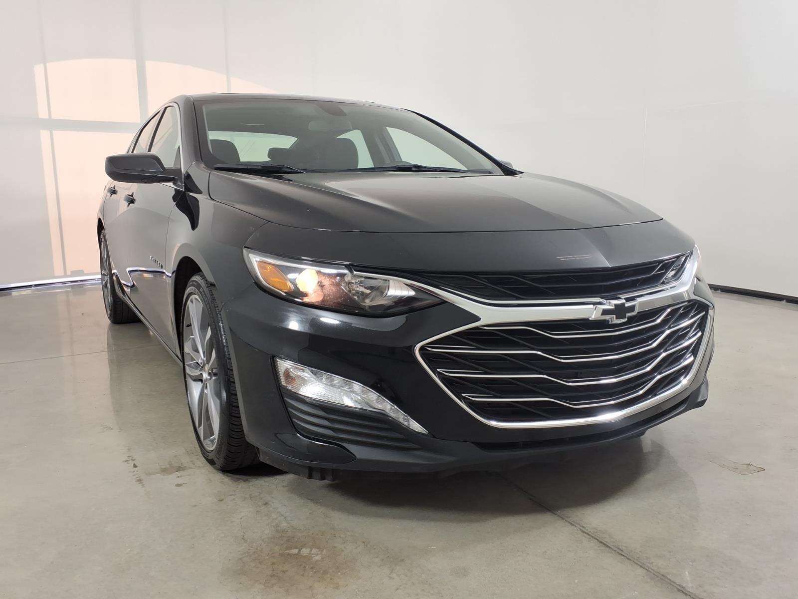 Used 2022 Mosaic Black Metallic Chevrolet LT image 16