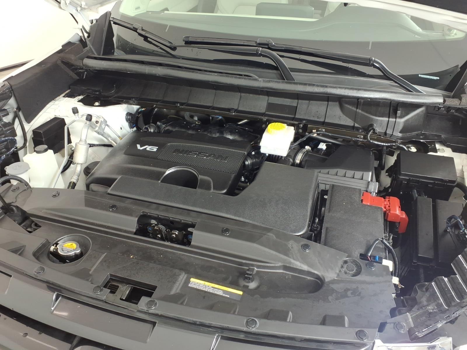 Used 2023 Pearl White Tricoat Nissan SL image 35