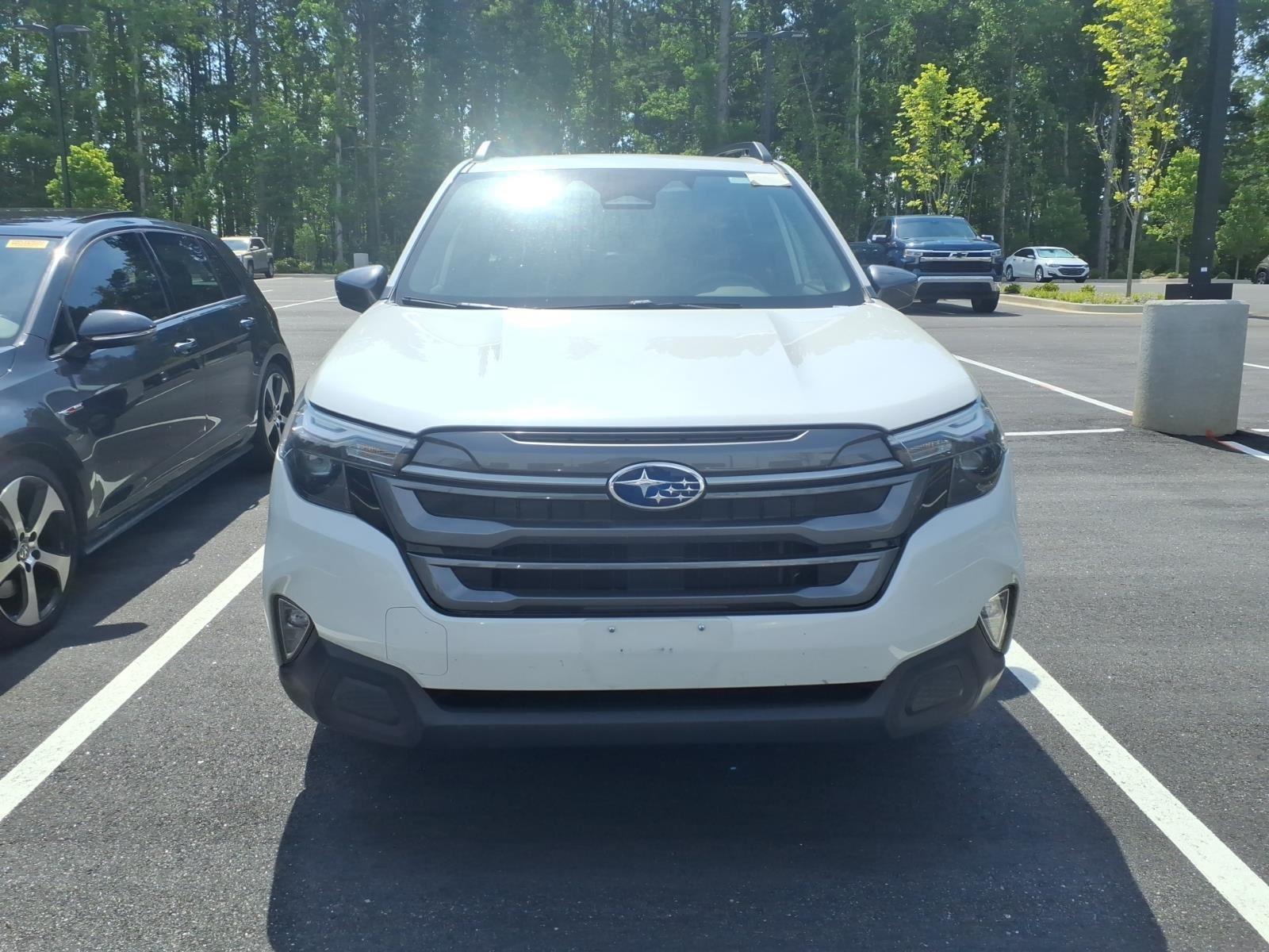 Crystal White Pearl 2025 Subaru Forester SUV / Crossover All-Wheel Drive Continuously Variable Transmission