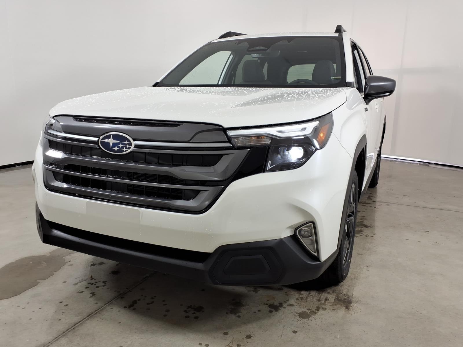 Used 2026 Crystal White Pearl Subaru Premium Hybrid image 18