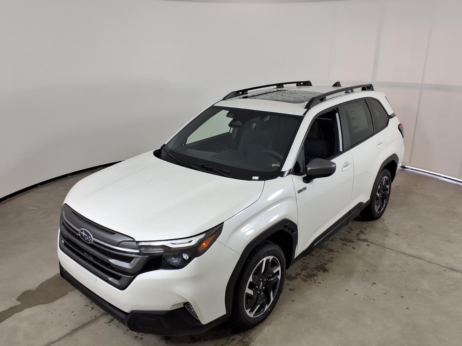 Used 2026 Crystal White Pearl Subaru Premium Hybrid image 22