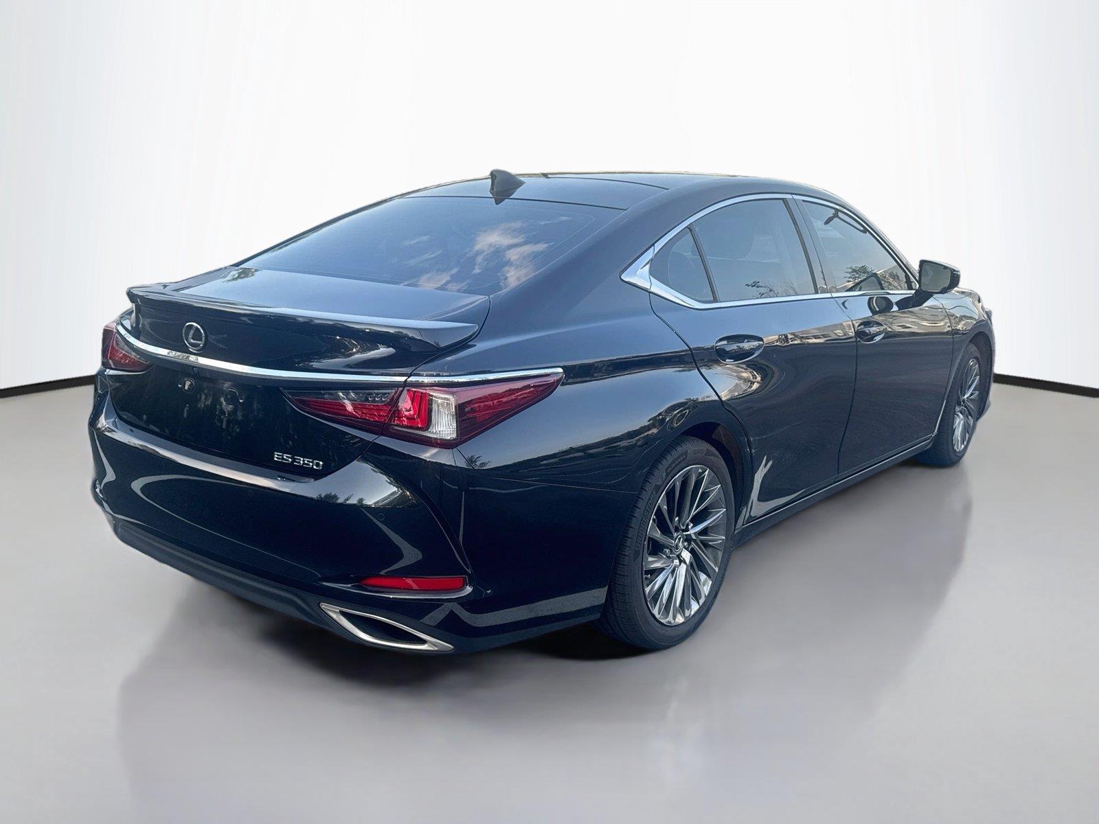  2024 Lexus ES 350 Luxury FWD   