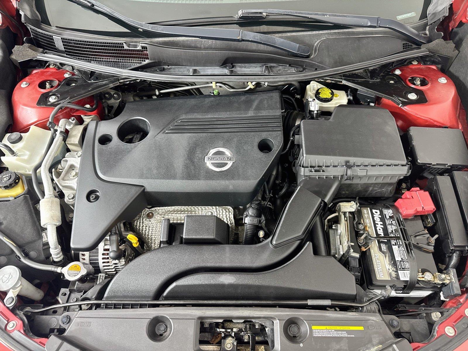 Used 2013 Cayenne Red Metallic Nissan 2.5 SL image 29