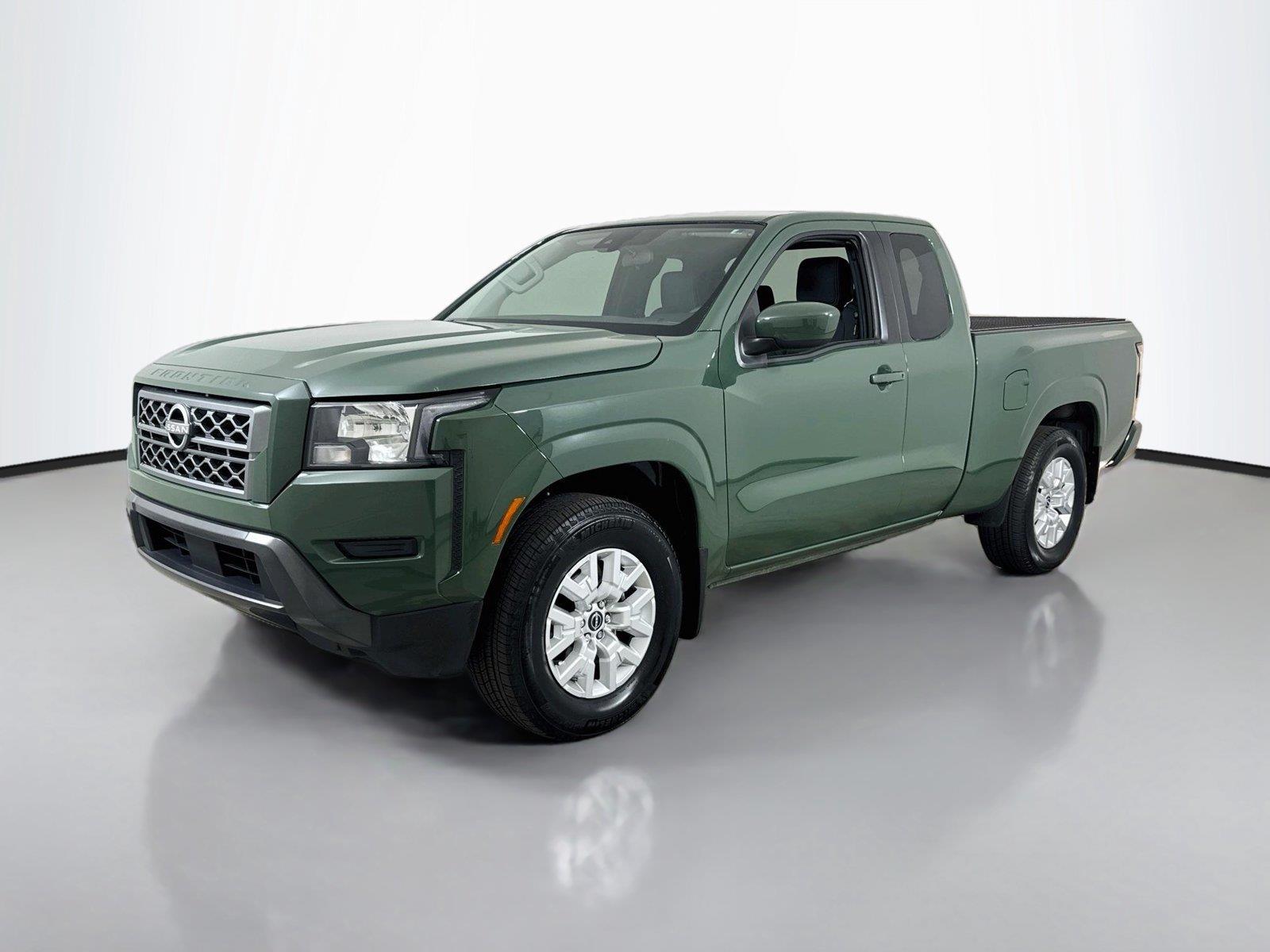 Gray (Gun Metallic) 2023 Nissan Frontier Pickup Truck 4X2 Automatic