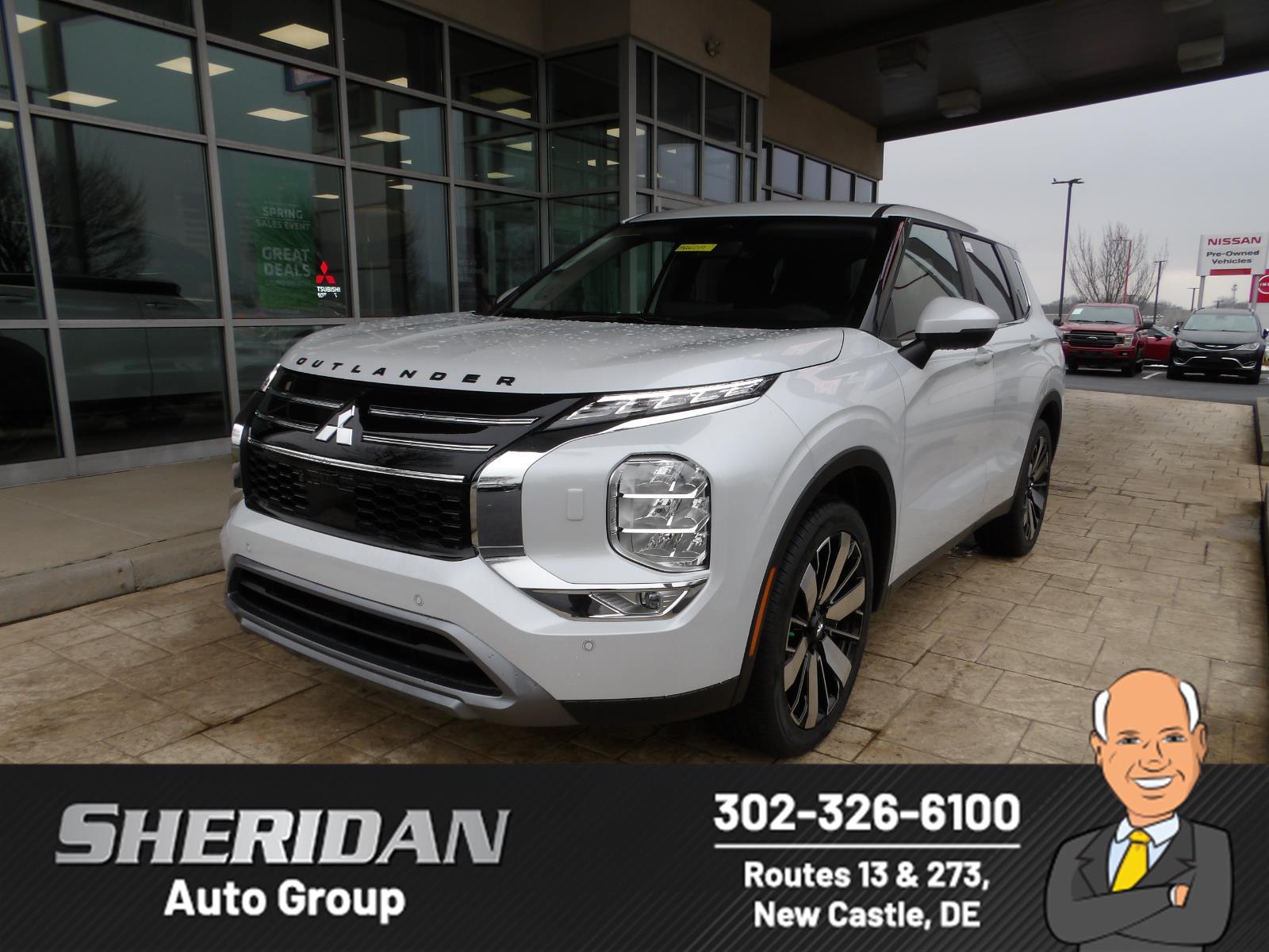 White Diamond 2026 Mitsubishi Outlander SUV / Crossover Front-Wheel Drive Continuously Variable Transmission