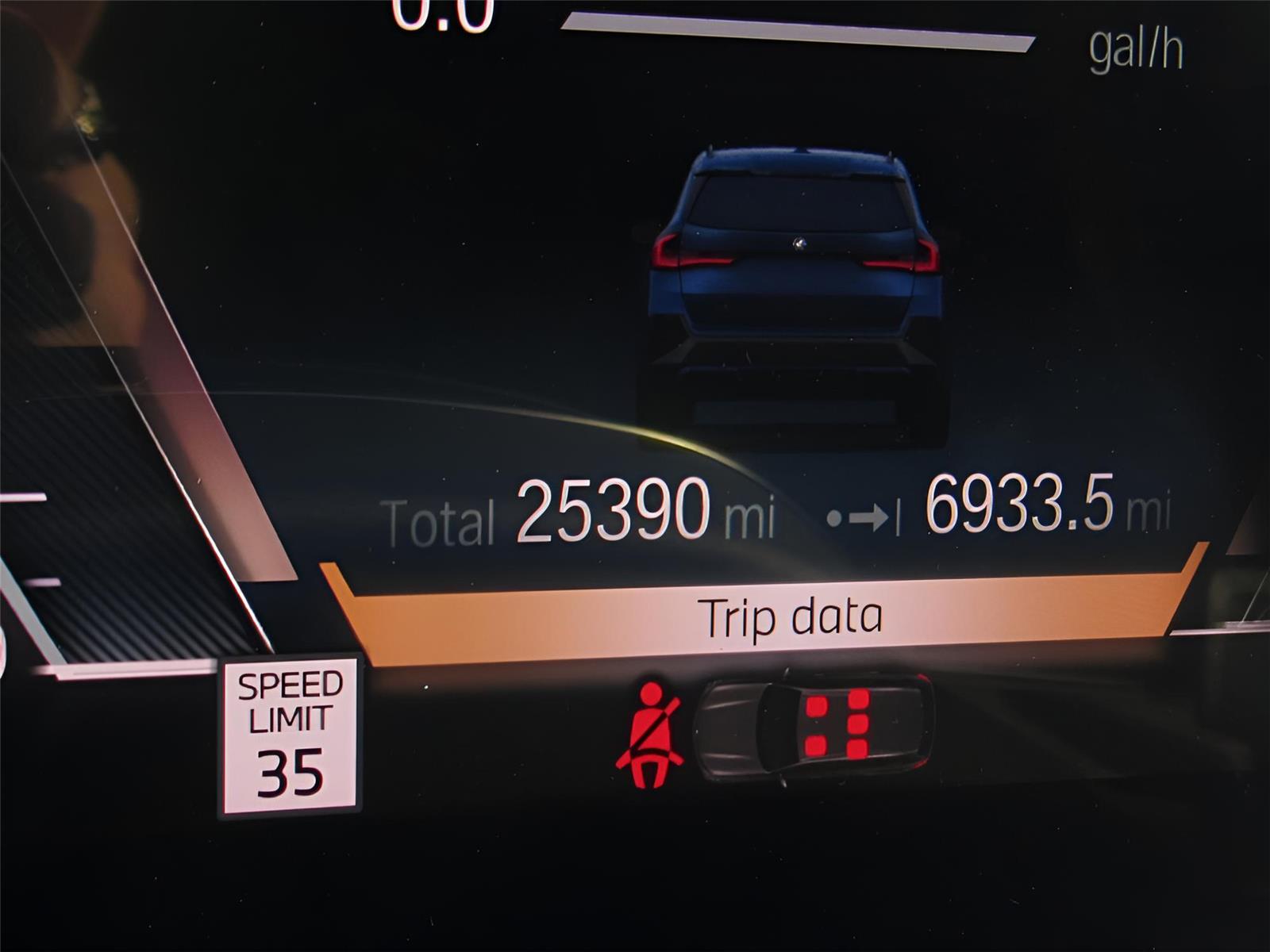 2023 BMW X1 28i's photo