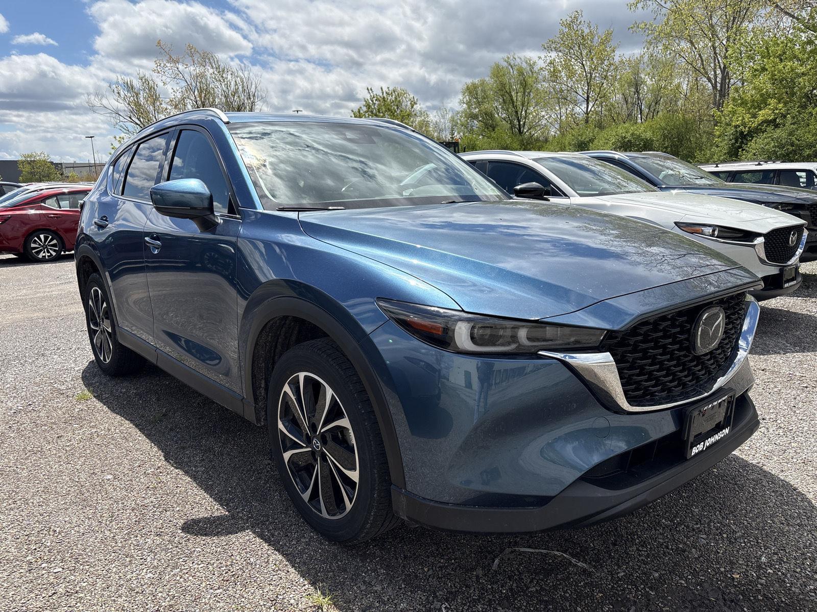 2023 Mazda CX-5 S Premium package Auto AWD's photo