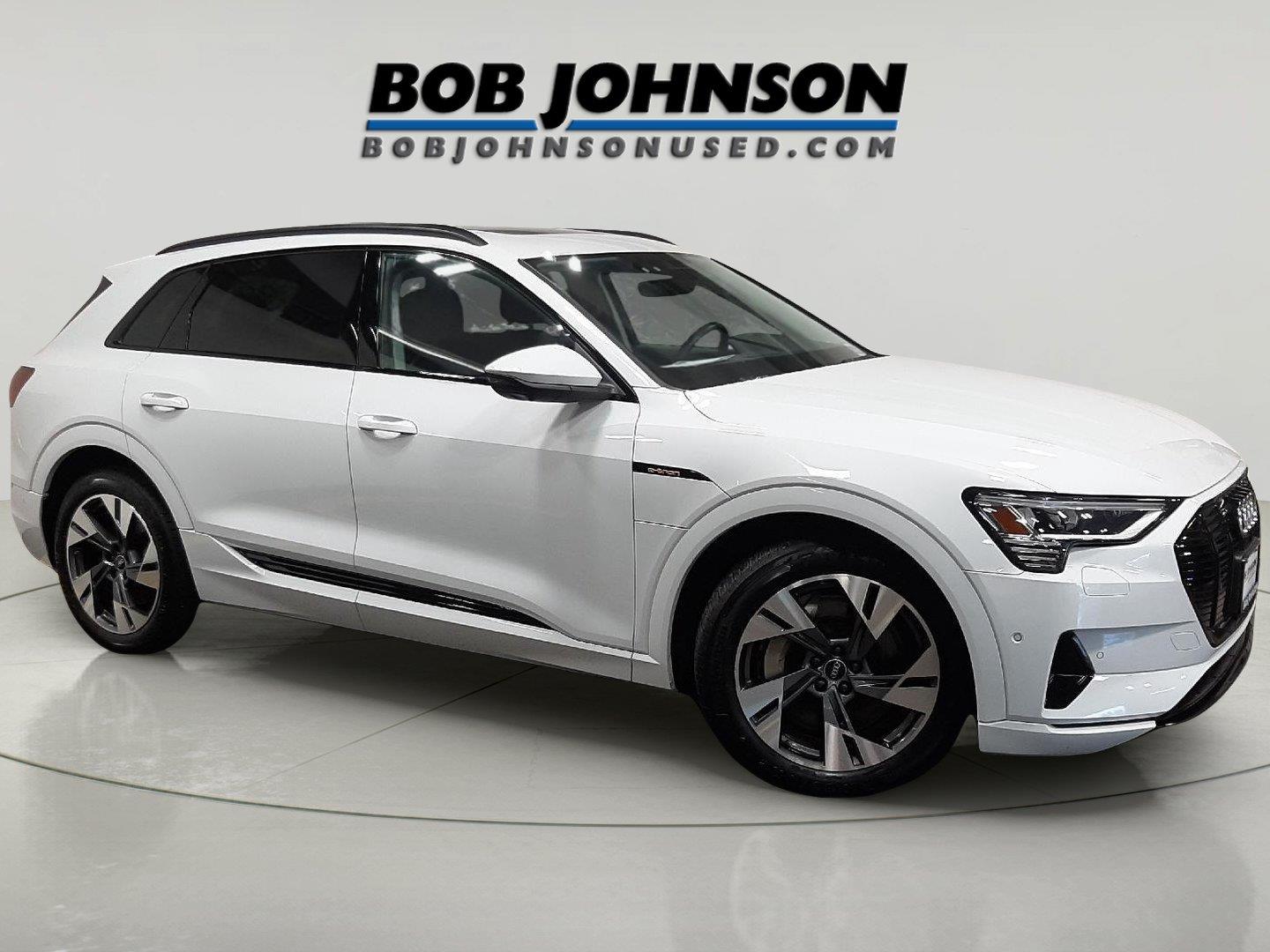 2022 Audi e-tron Premium quattro AWD