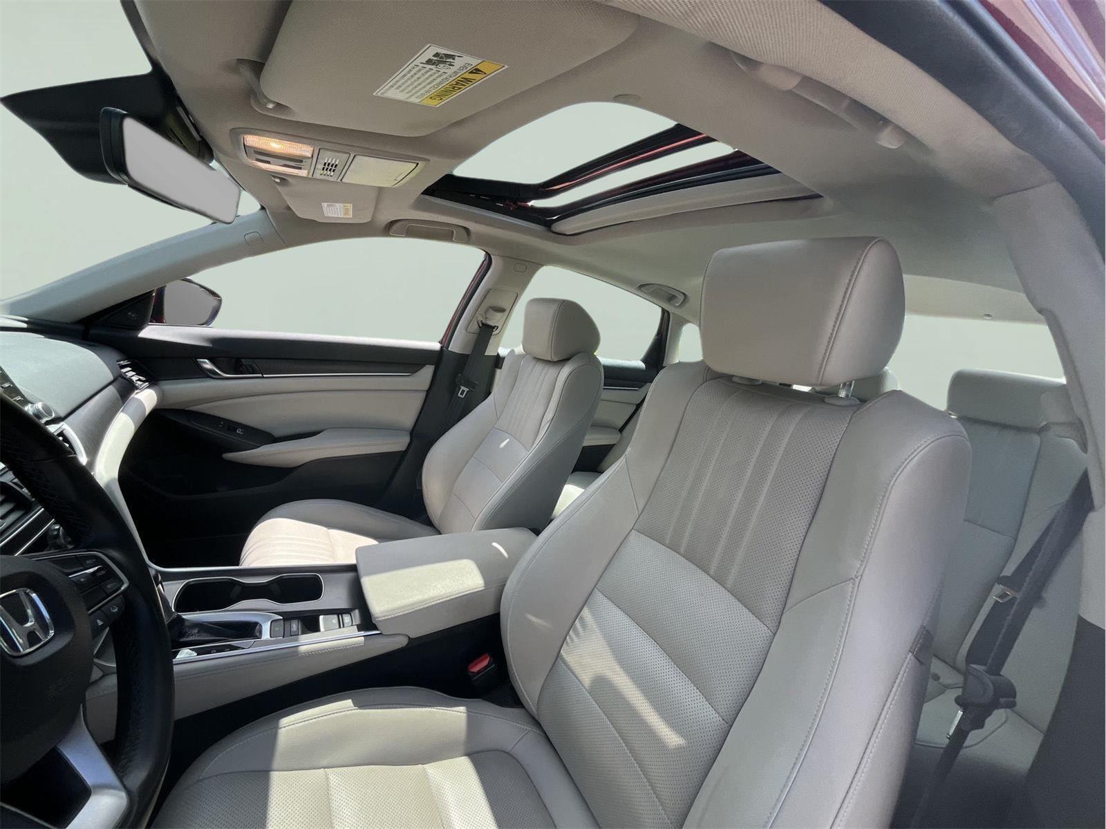 2022 Honda Accord EX-L - Photo 11