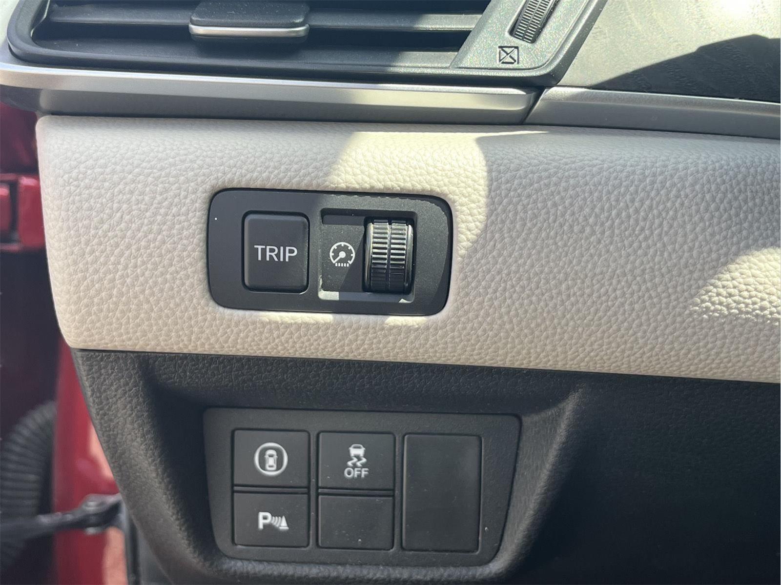 2022 Honda Accord EX-L - Photo 13