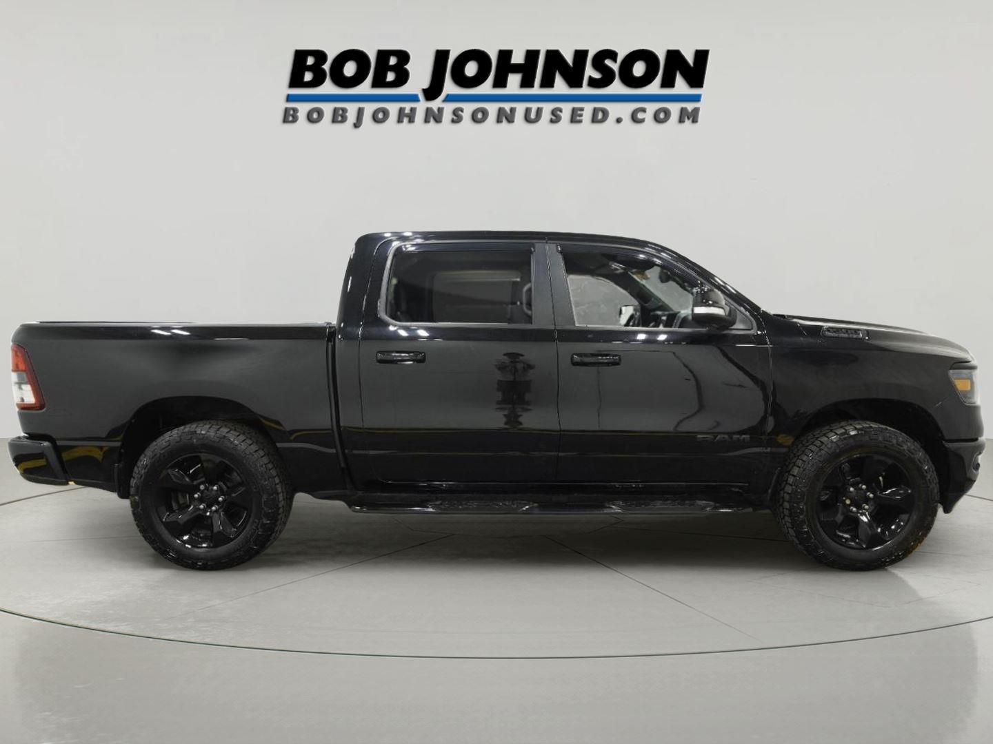 2019 RAM 1500 Big Horn/Lone Star 4x4 Crew Cab 5'7's photo