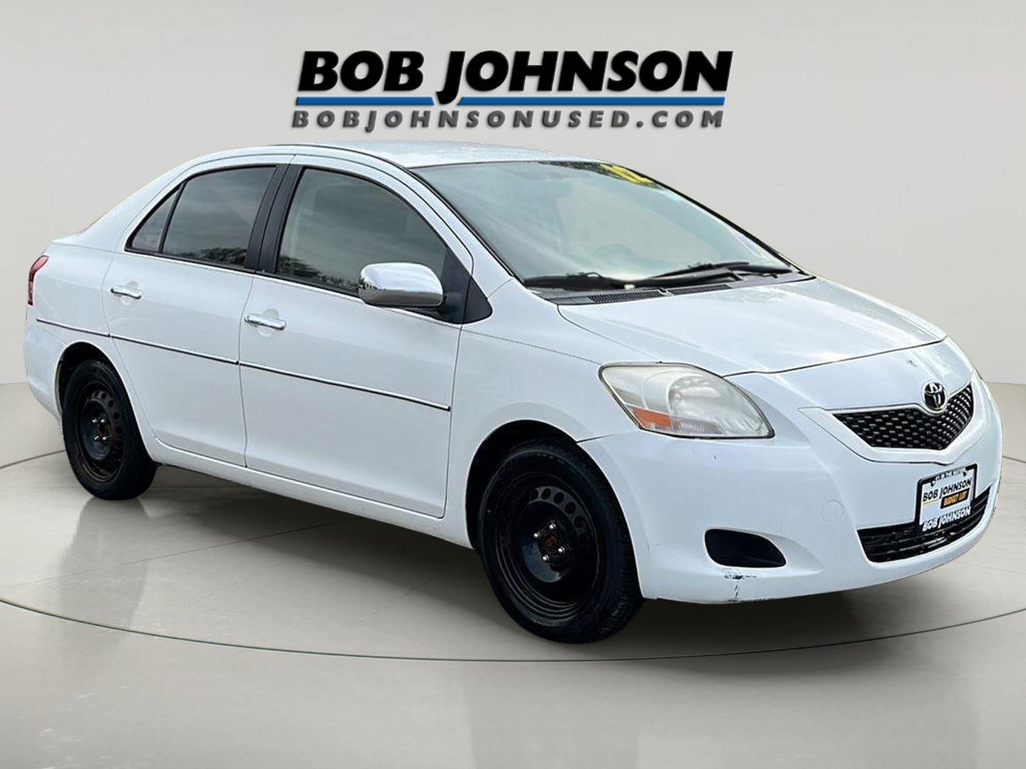 Super White 2012 Toyota Yaris Sedan Sedan Front-Wheel Drive 4-Speed Automatic