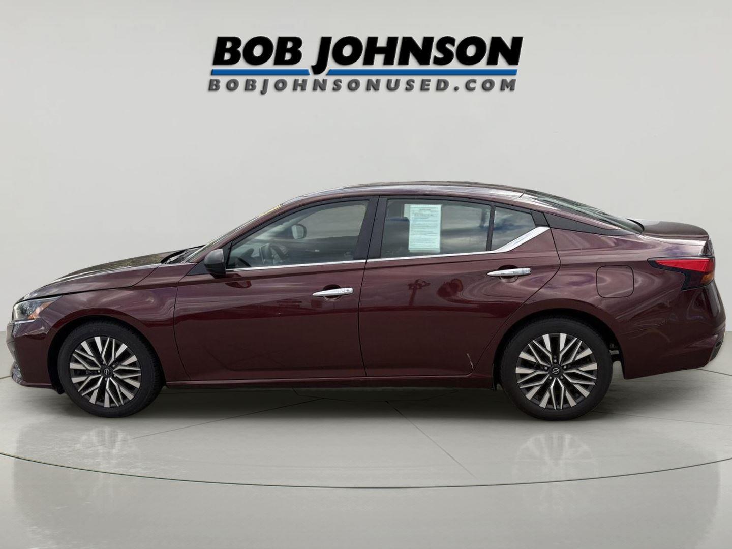 2024 Nissan Altima SV - Photo 6