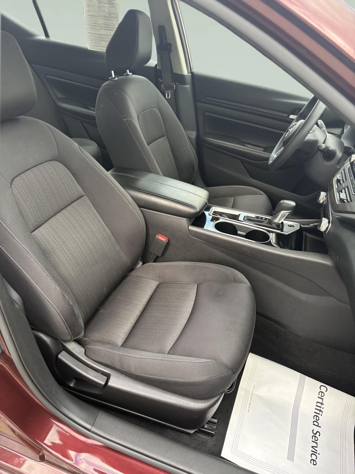 2024 Nissan Altima SV - Photo 17