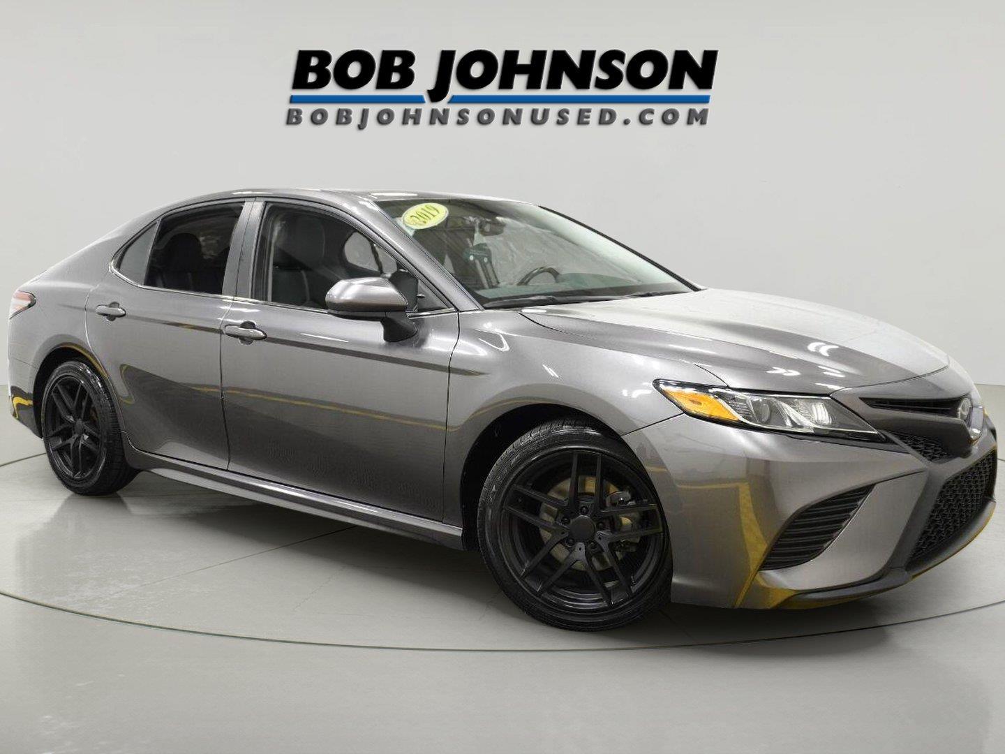 2019 Toyota Camry SE FWD