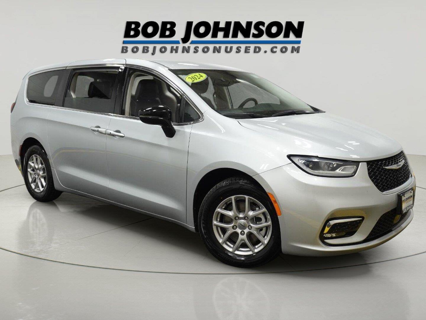 2024 Chrysler Pacifica Touring L FWD