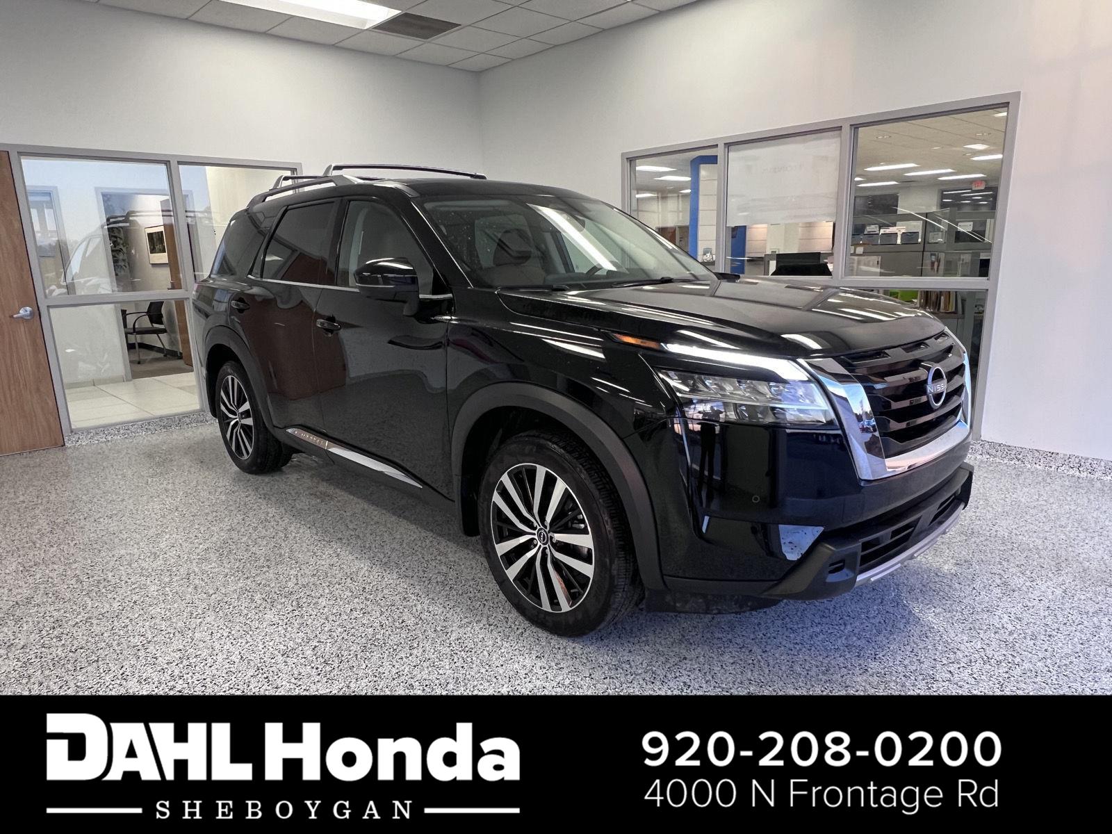 2024 Nissan Pathfinder Platinum FWD