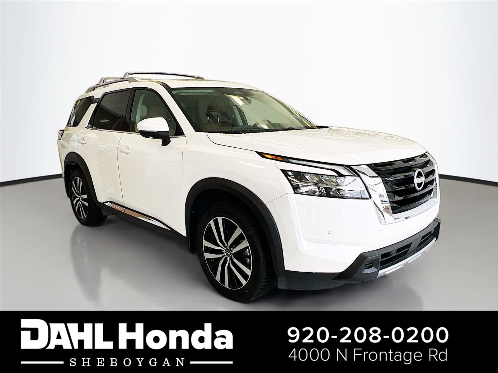 2024 Nissan Pathfinder Platinum FWD