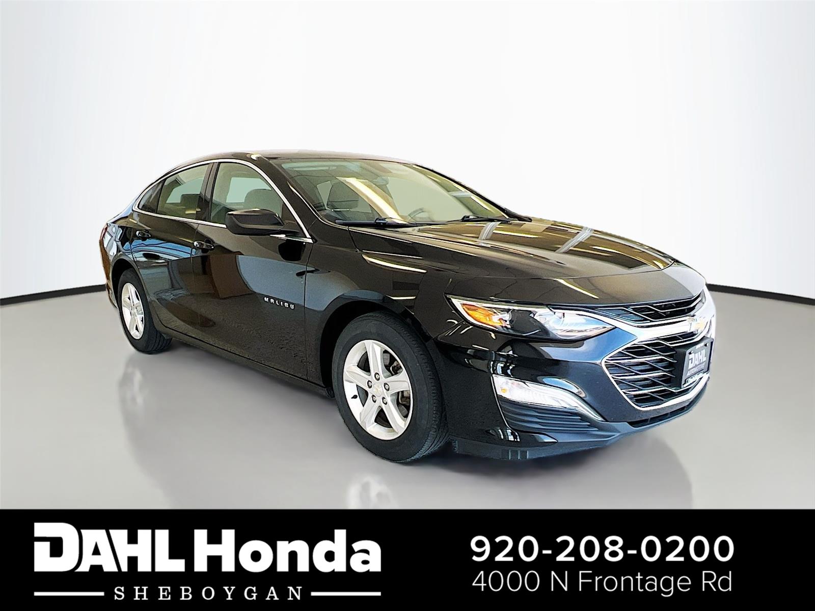 Mosaic Black Metallic 2021 Chevrolet Malibu LS FWD Sedan Front-Wheel Drive Continuously Variable Transmission