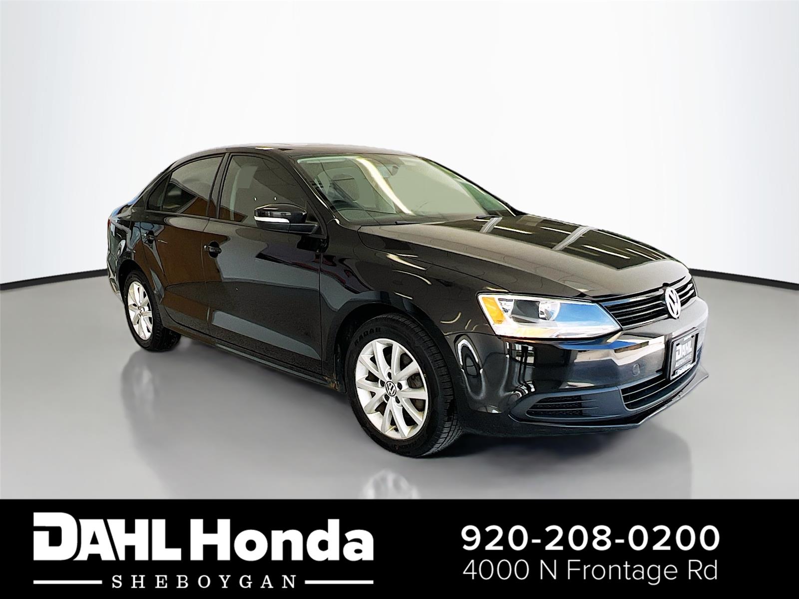 Black Uni 2012 Volkswagen Jetta Sedan Front-Wheel Drive Automatic