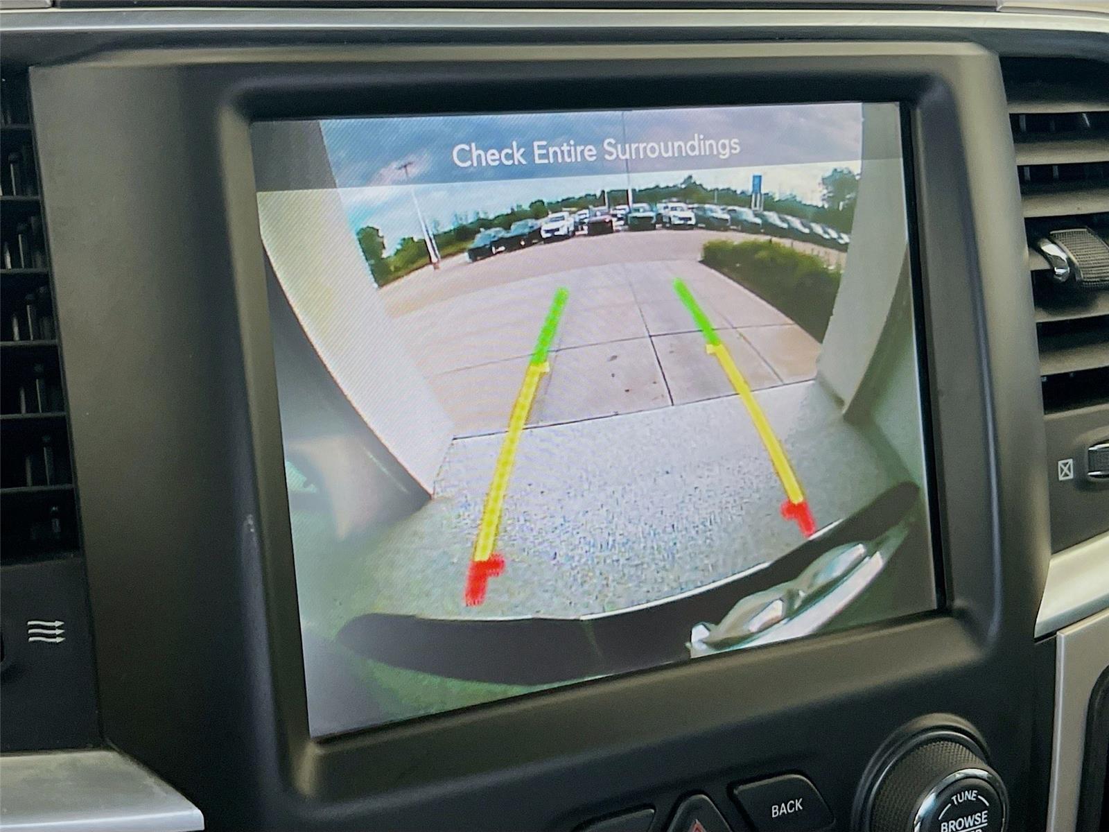 View vehicle photo 6