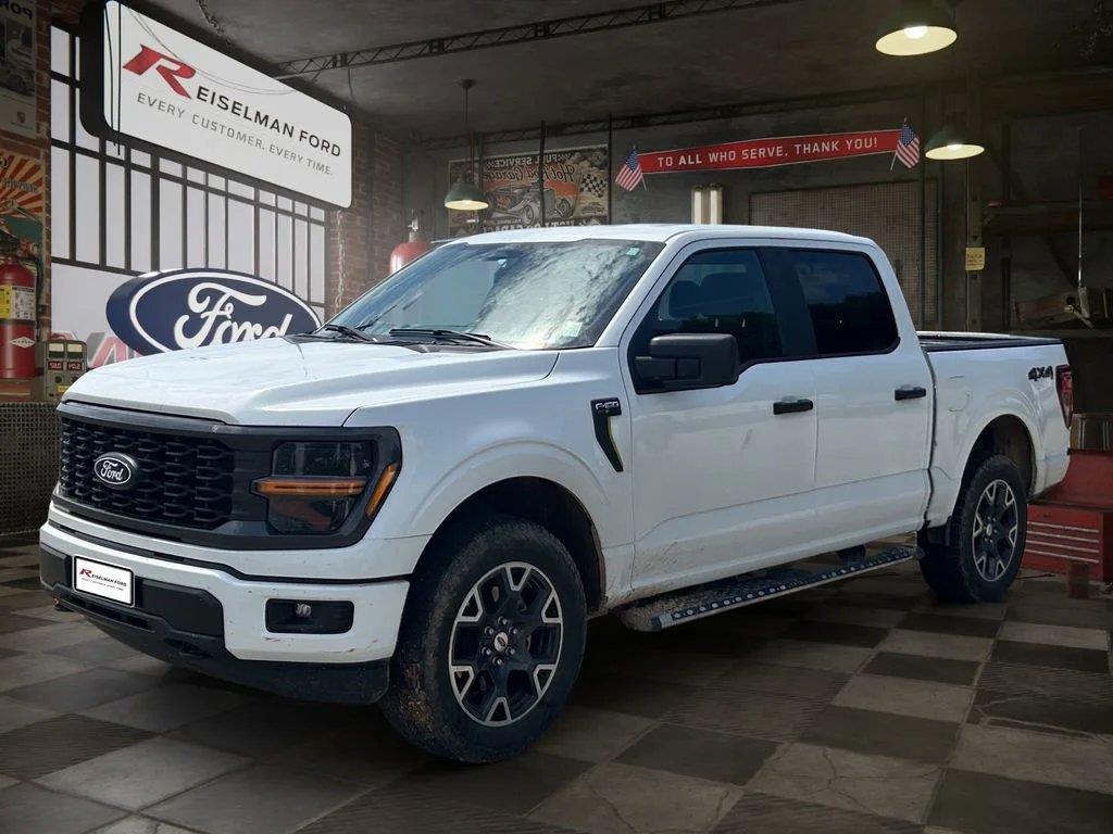 Oxford White 2024 Ford F-150 Pickup Truck Four-Wheel Drive Automatic