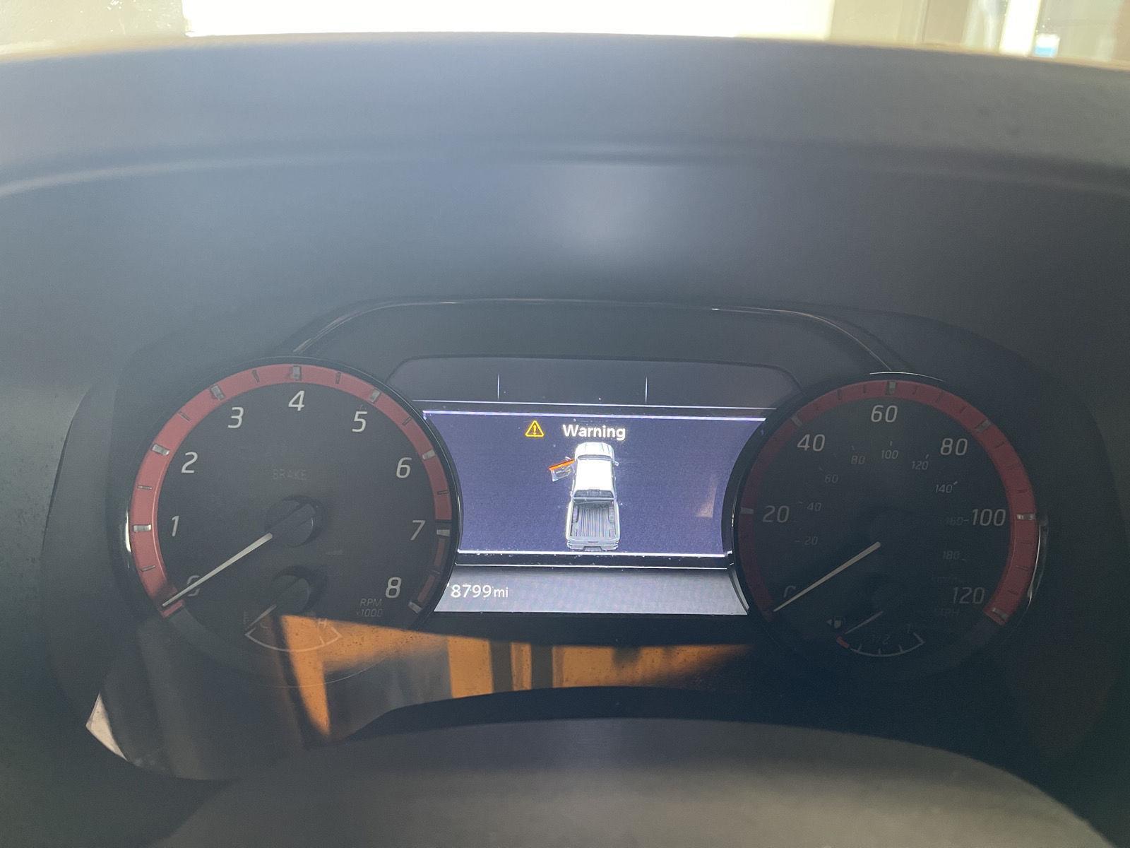 2025 Nissan Frontier PRO-4X - Photo 7