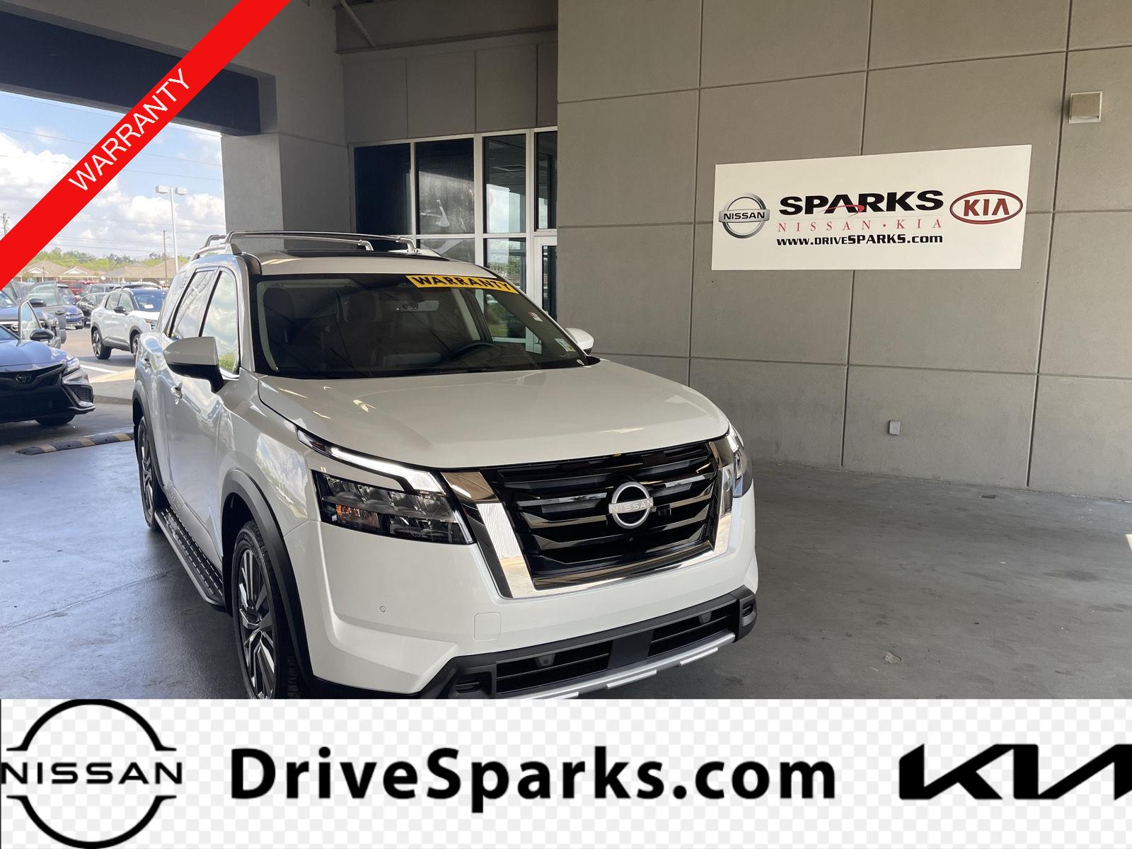 2025 Nissan Pathfinder SL