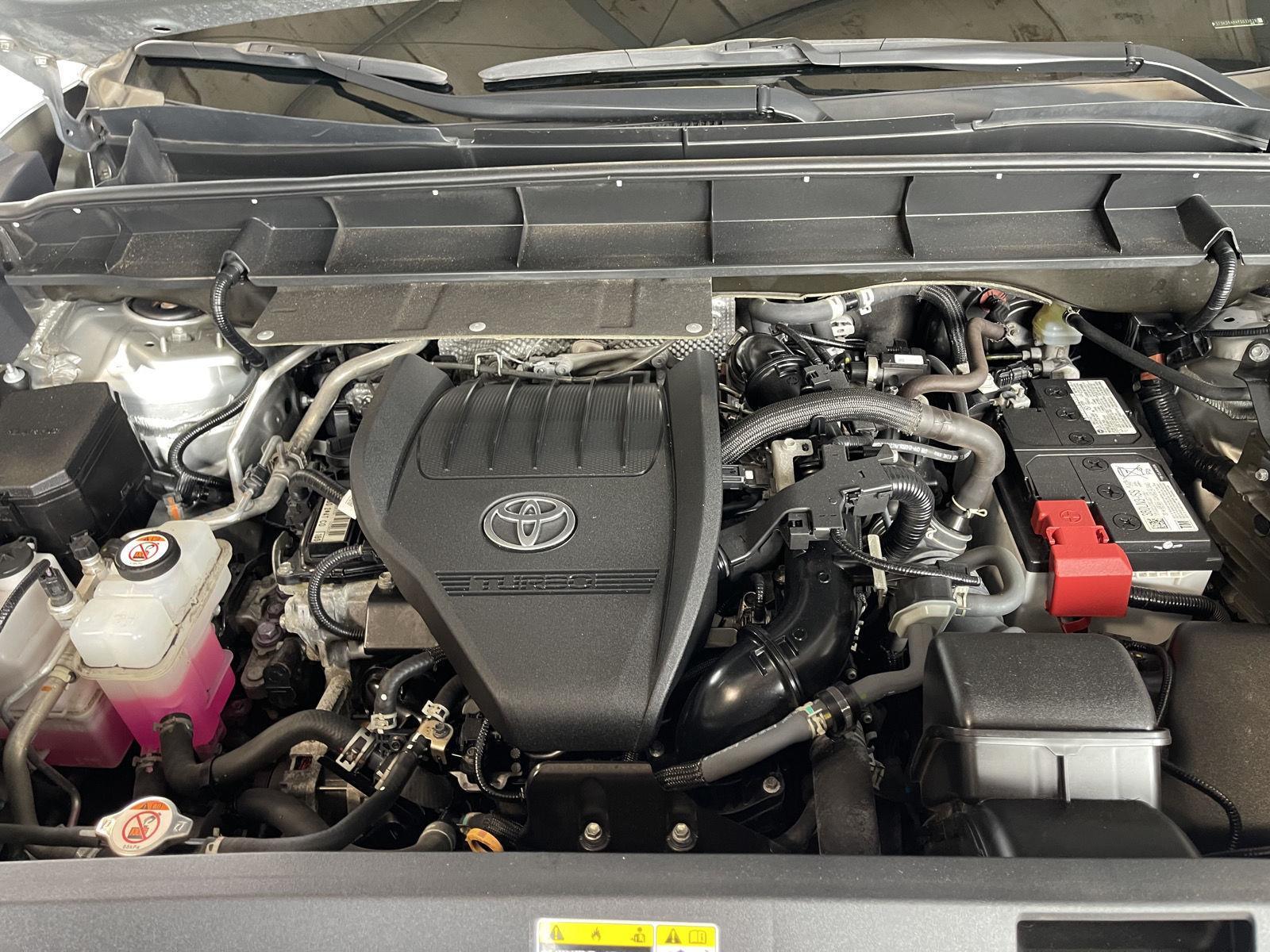 2023 Toyota Highlander XLE - Photo 17