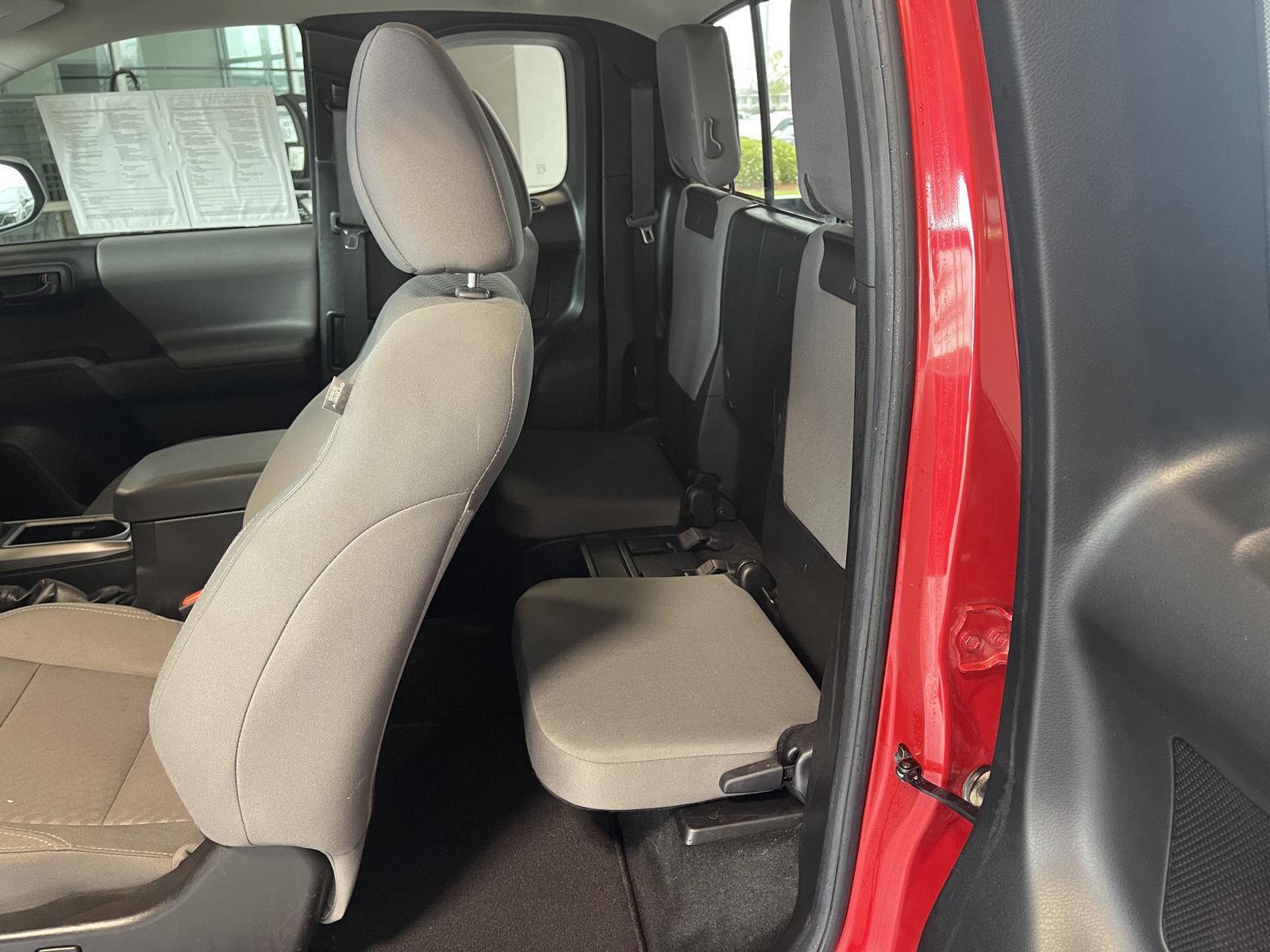 2023 Toyota Tacoma SR5 - Photo 9