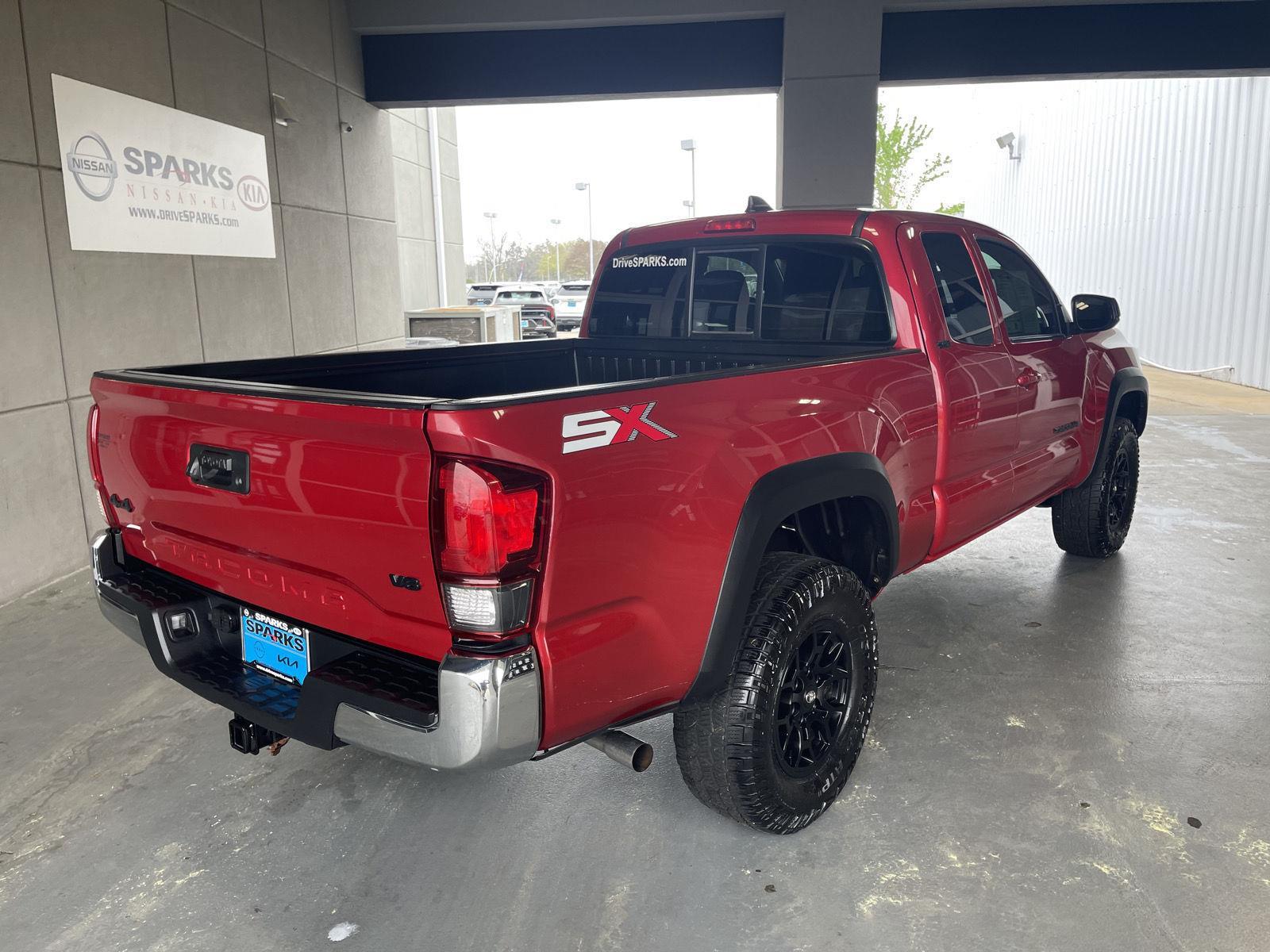 2023 Toyota Tacoma SR5 - Photo 13