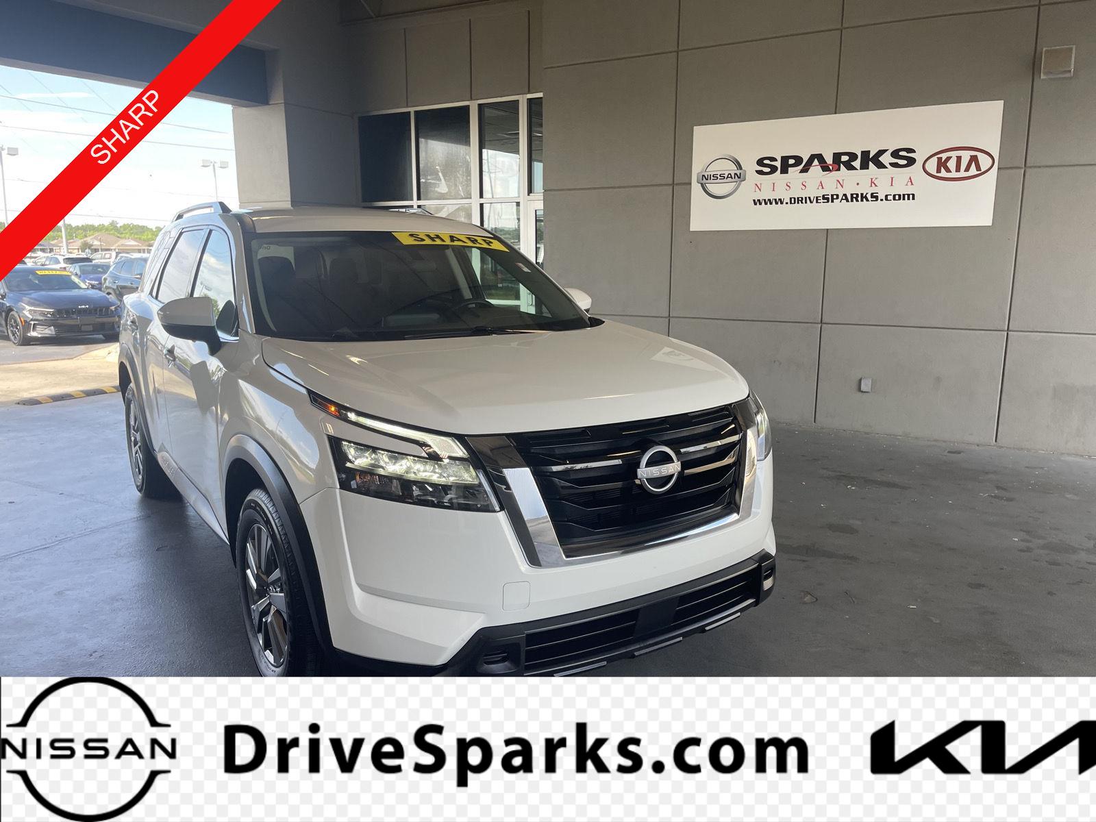 2025 Nissan Pathfinder SV 4WD's photo