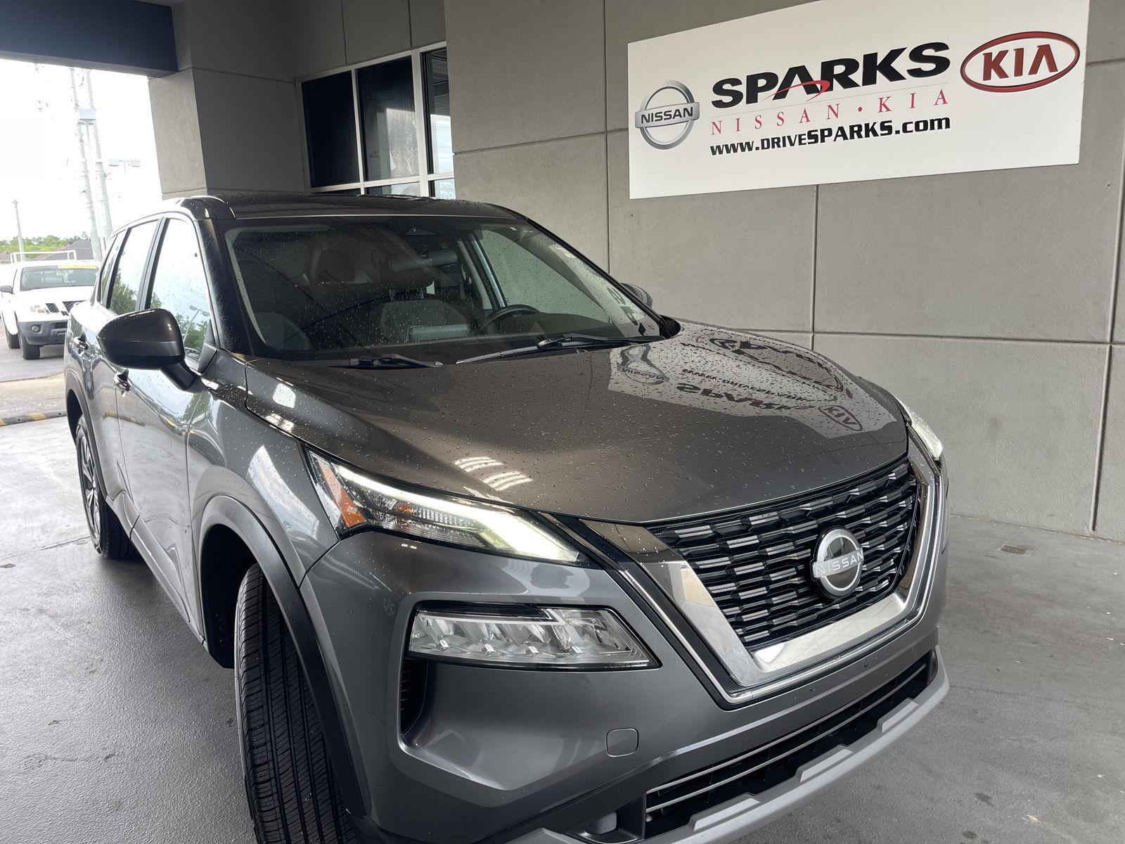 2023 Nissan Rogue SV FWD's photo