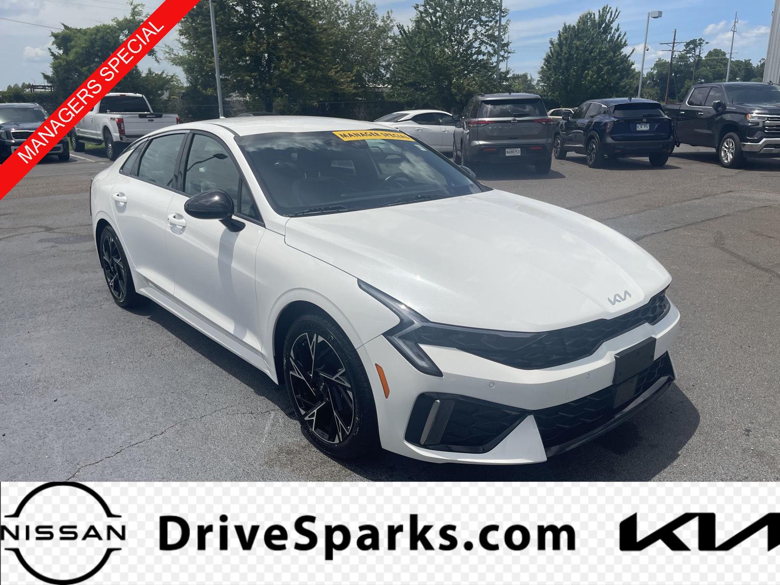 2025 Kia Optima GT-Line AWD's photo