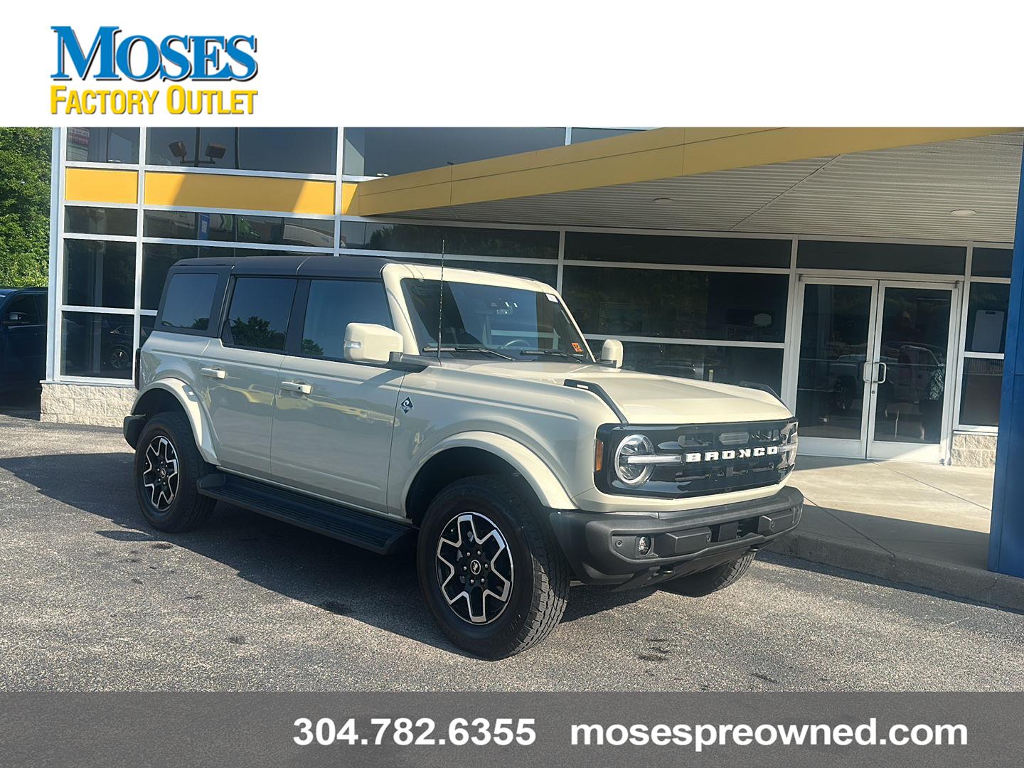 Desert Sand 2025 Ford Bronco SUV / Crossover Four-Wheel Drive Automatic