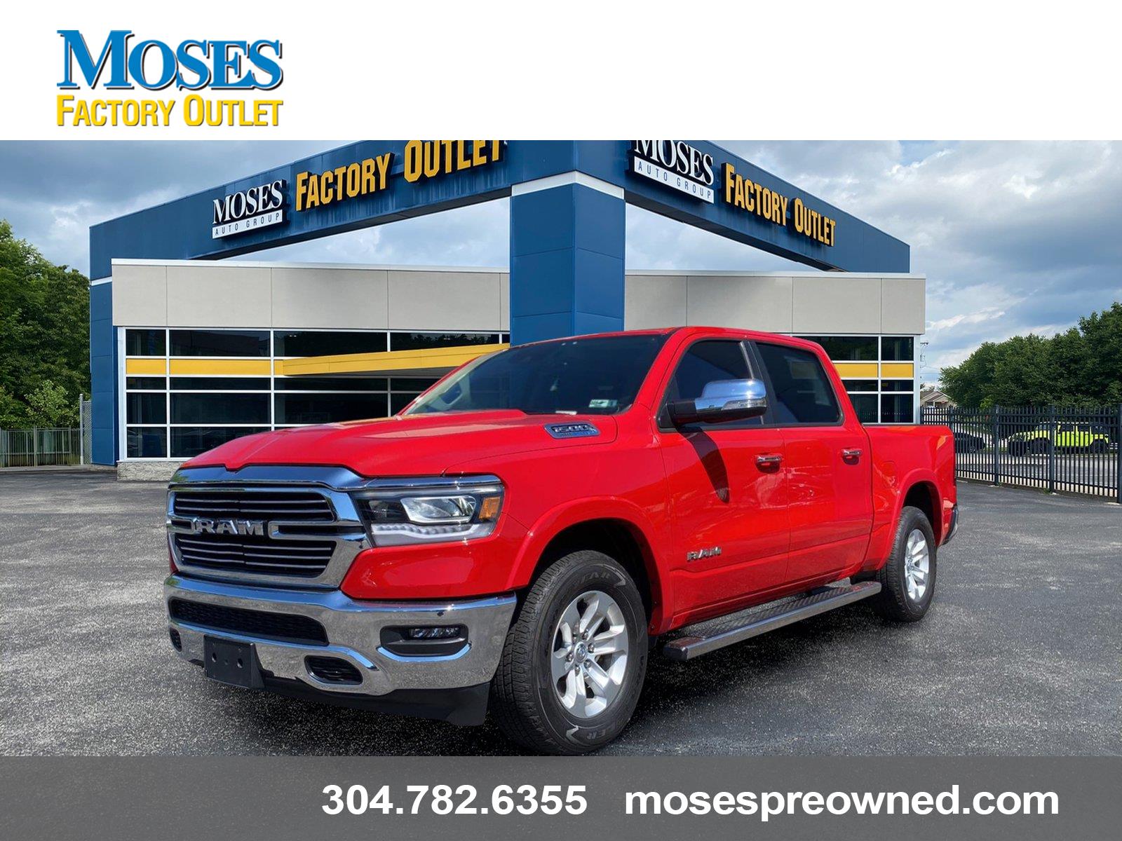 2022 RAM 1500 Laramie Crew Cab 4WD