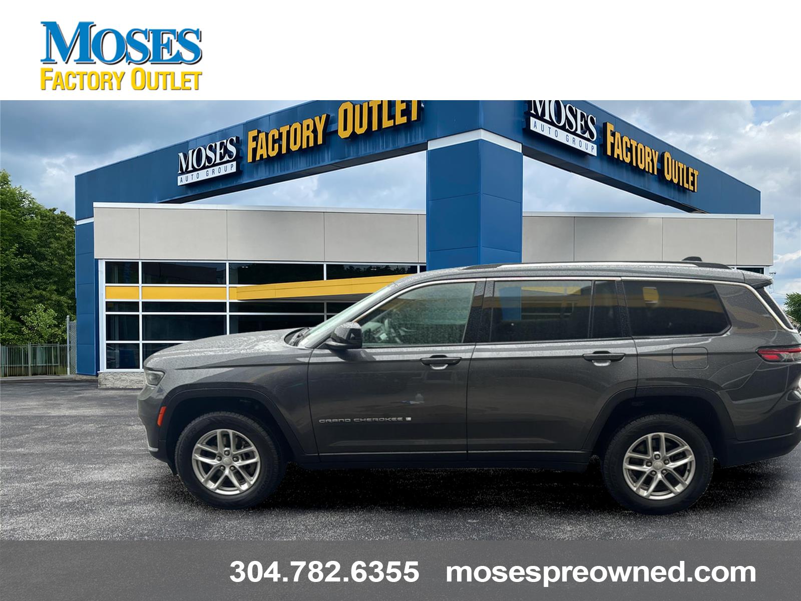 2022 Jeep Grand Cherokee L Laredo 4WD