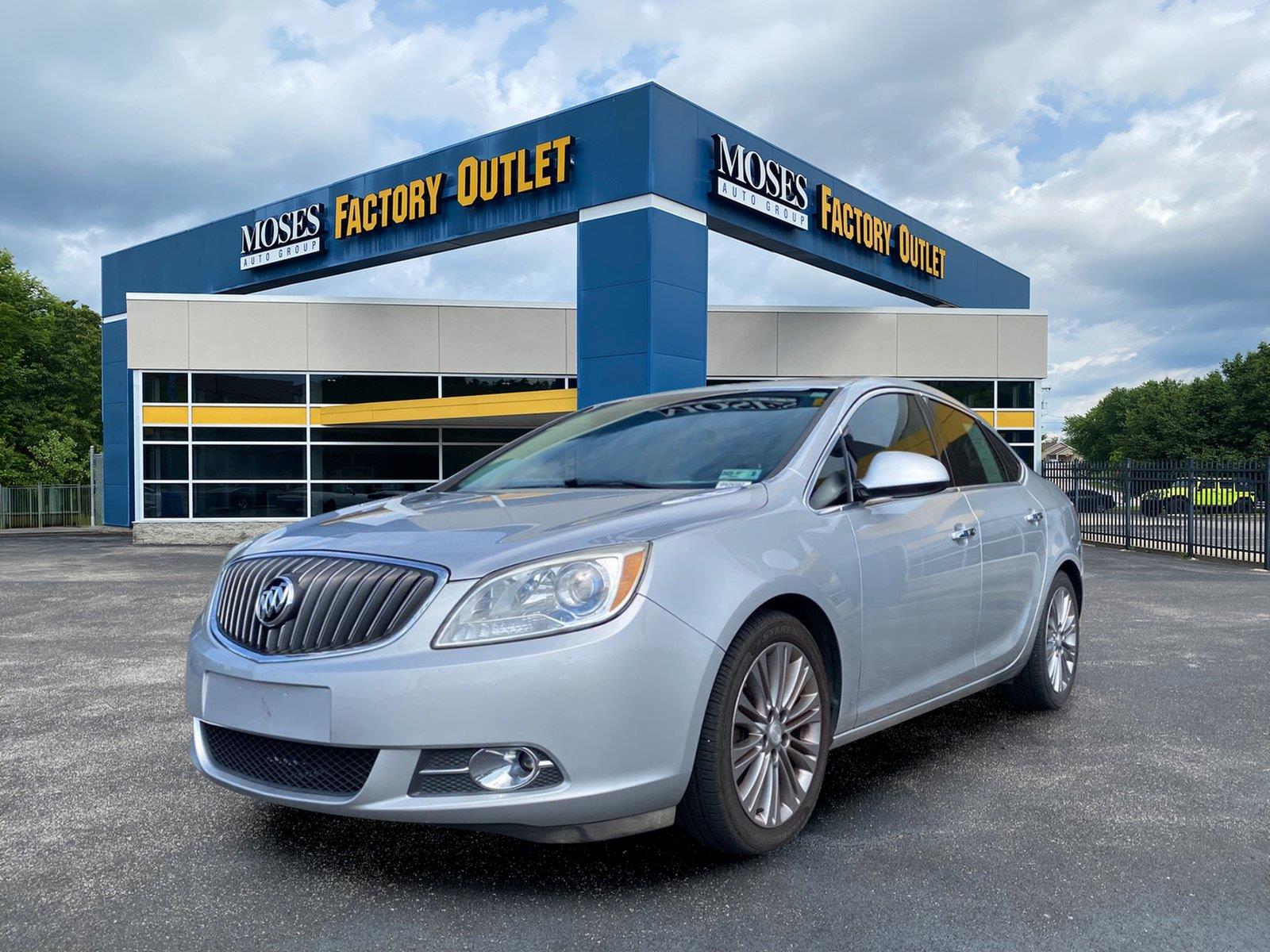 Quicksilver Metallic 2013 Buick Verano Sedan Front-Wheel Drive 6-Speed Automatic