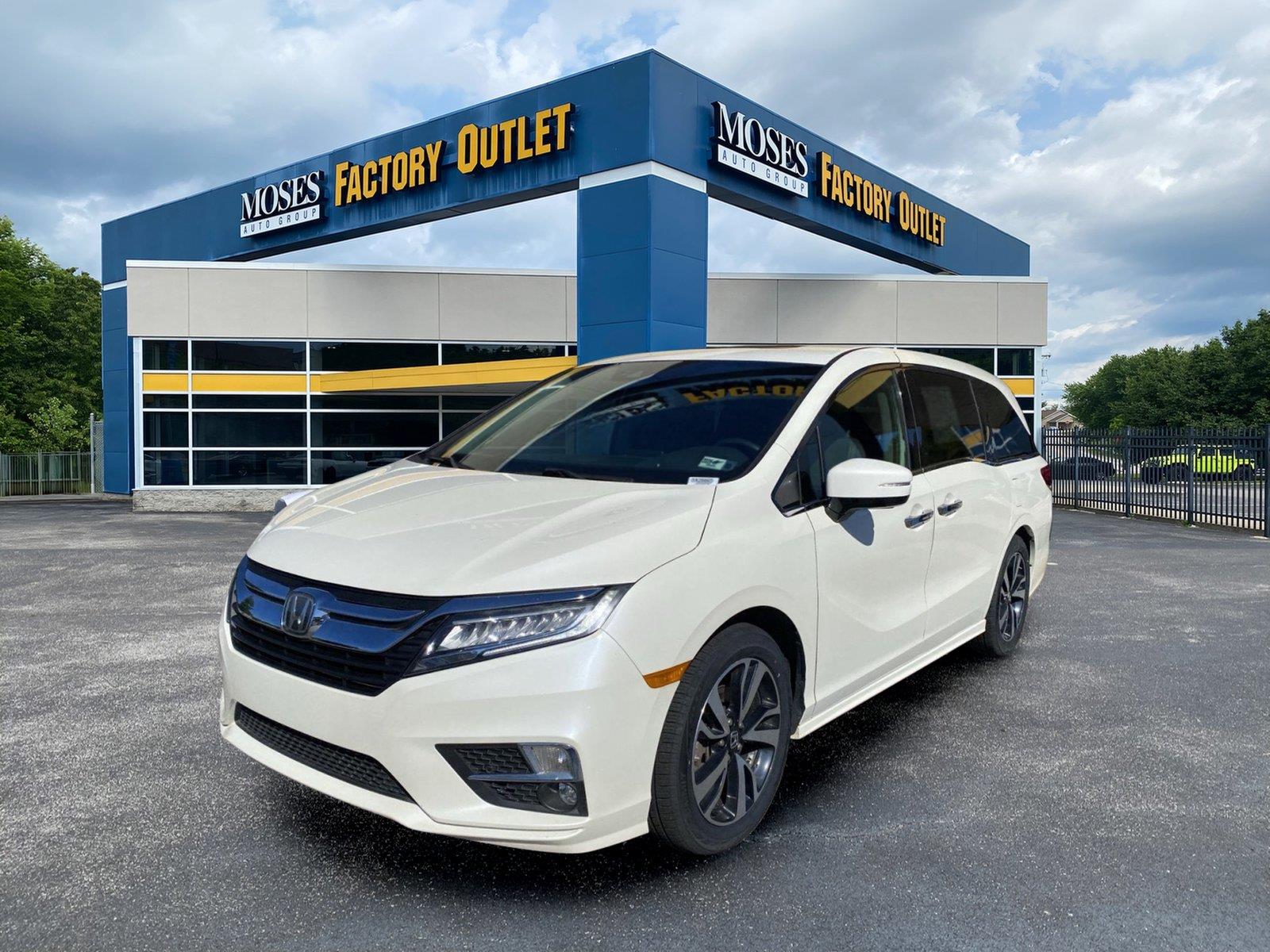 2018 Honda Odyssey Touring Elite FWD