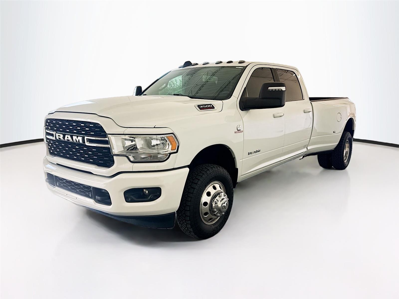 2024 RAM 3500 Big Horn Crew Cab LB DRW 4WD