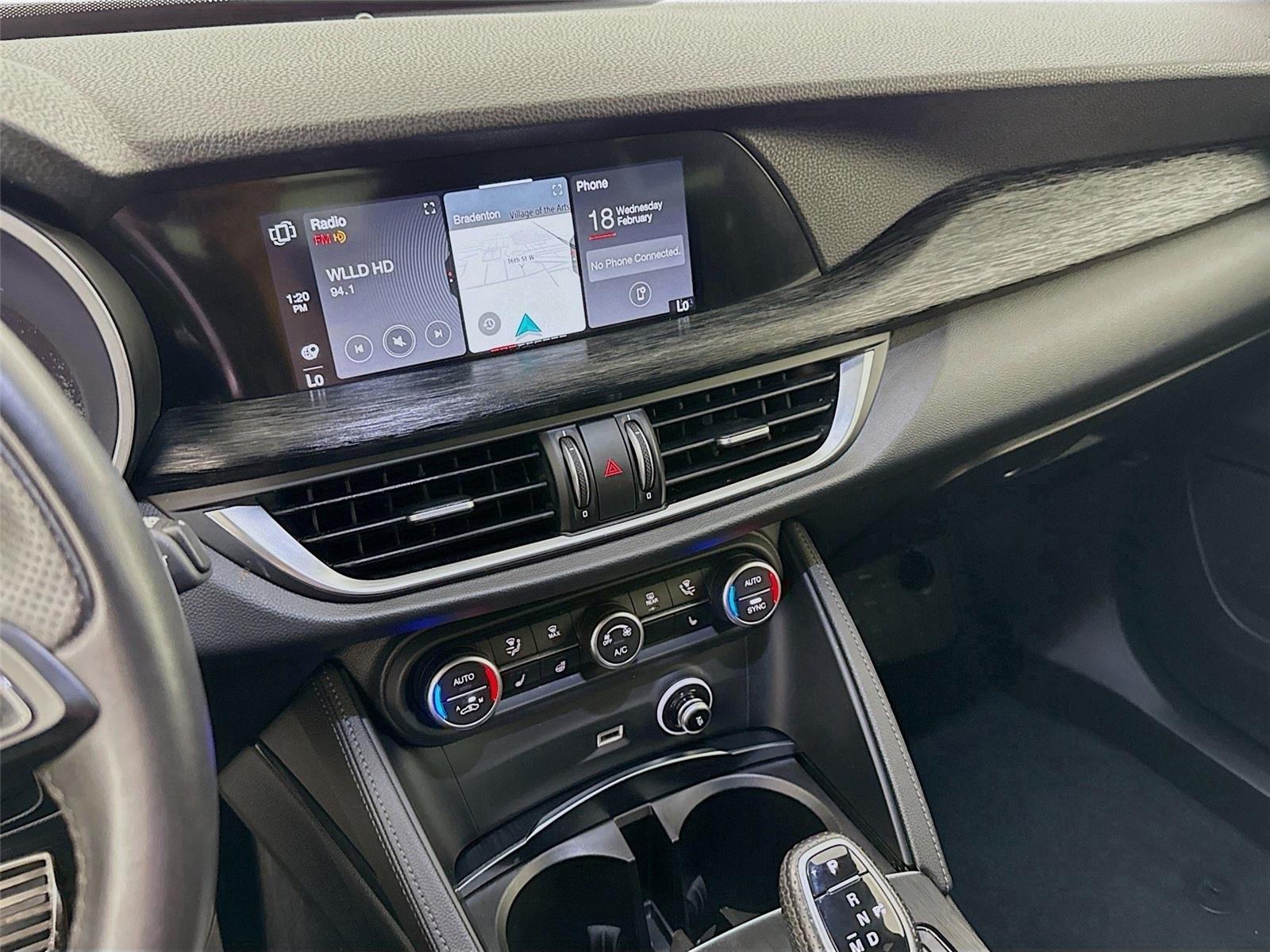 2024 Alfa Romeo Stelvio Sprint - Photo 9