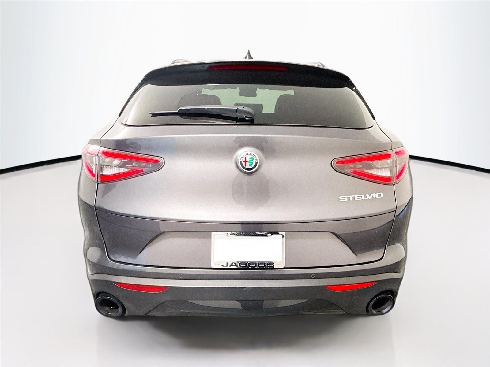 2024 Alfa Romeo Stelvio Sprint - Photo 30