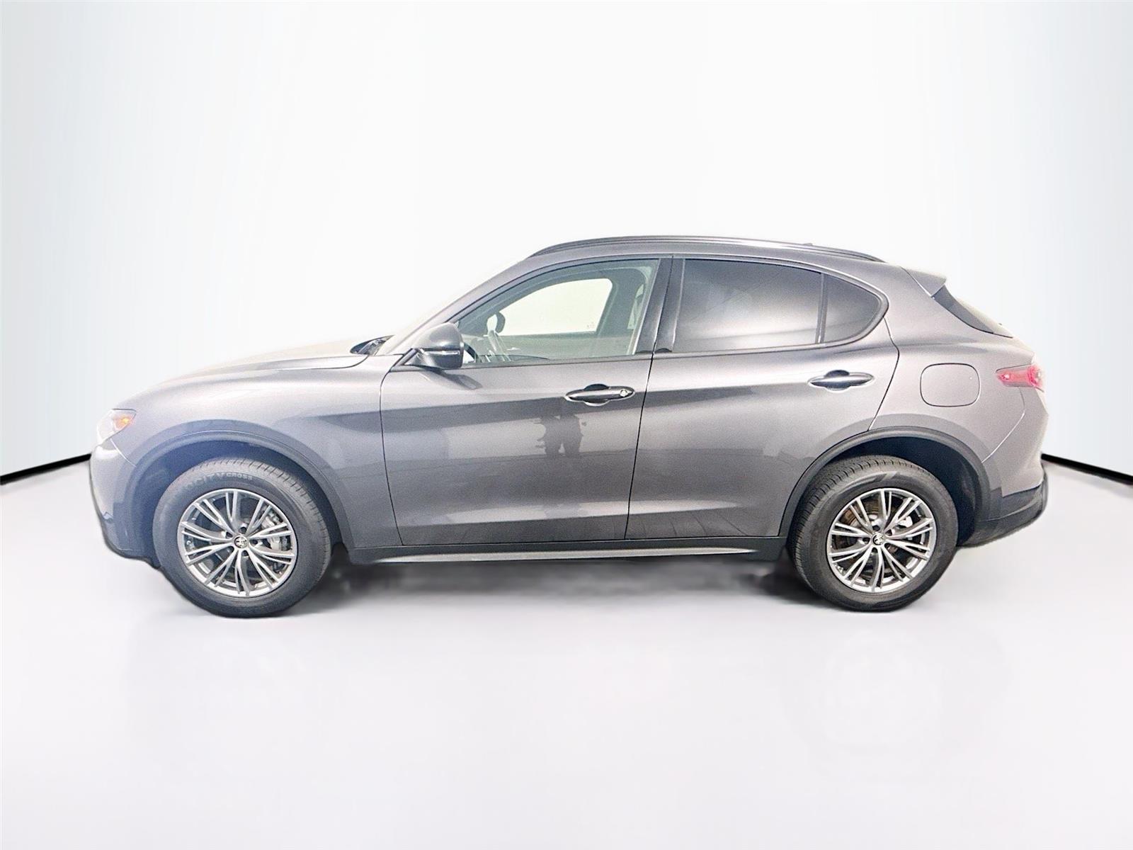 2024 Alfa Romeo Stelvio Sprint - Photo 32