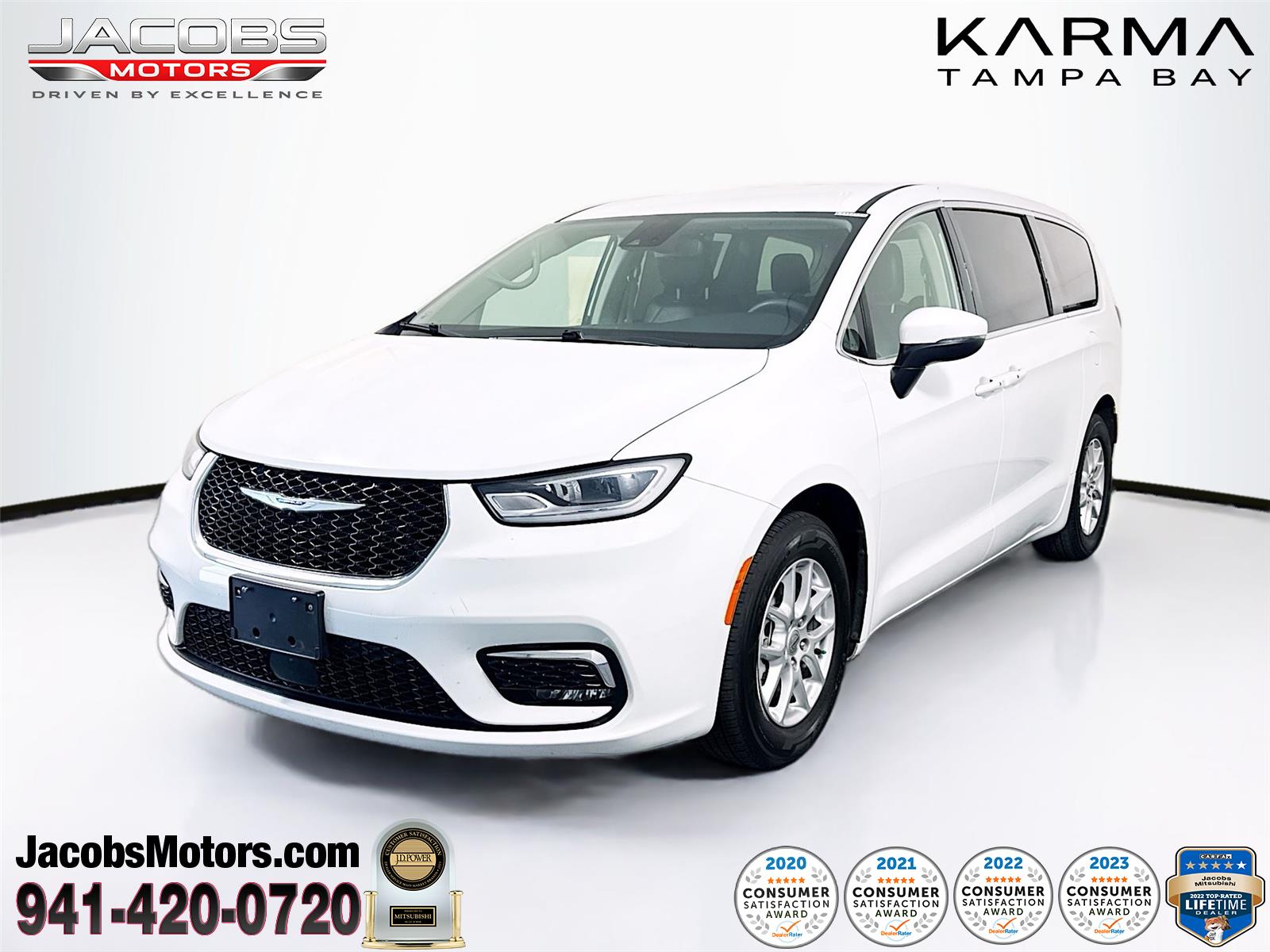 Bright White Clearcoat 2023 Chrysler Pacifica Touring L FWD Minivan Front-Wheel Drive 9-Speed Automatic