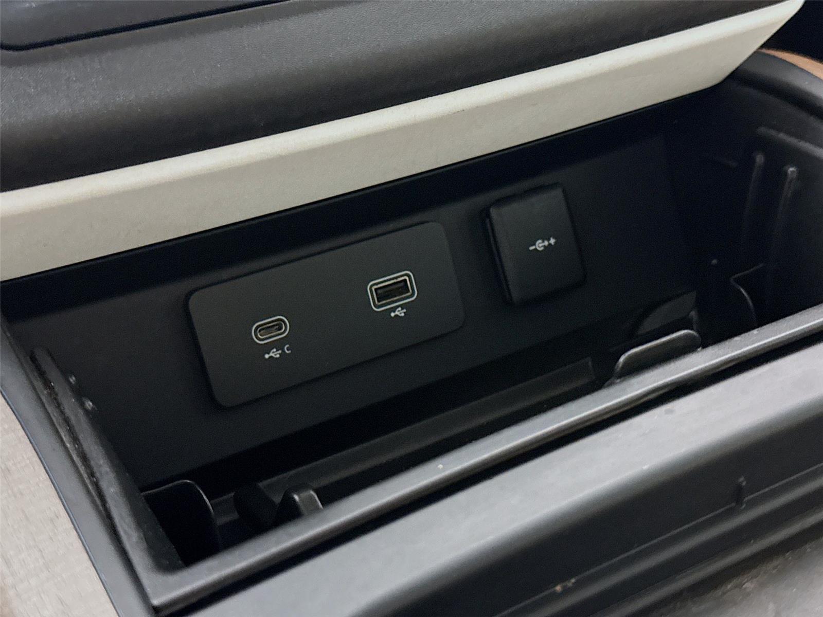 2020 Land Rover Defender HSE - Photo 19