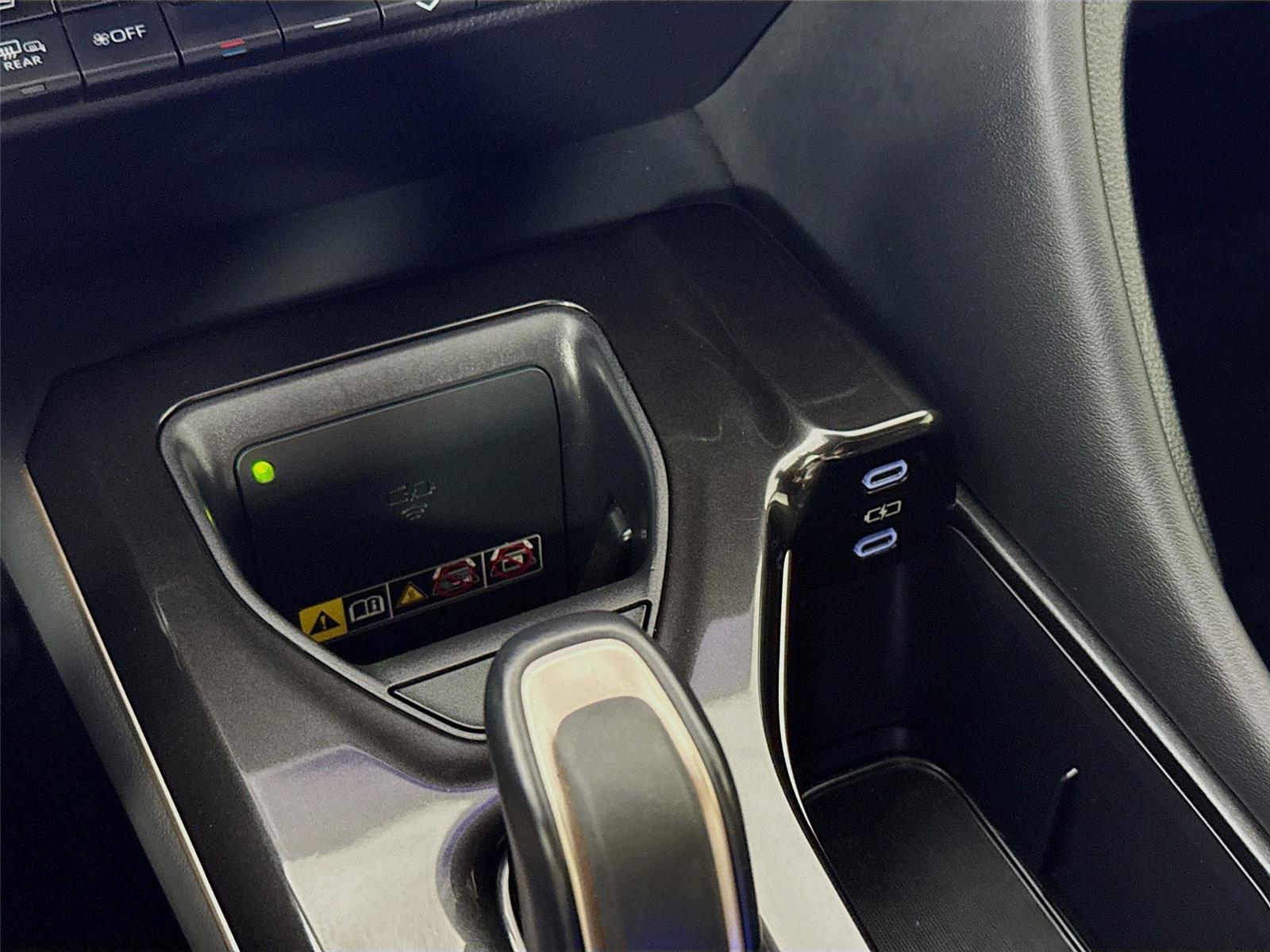 2025 Toyota Crown XLE - Photo 19