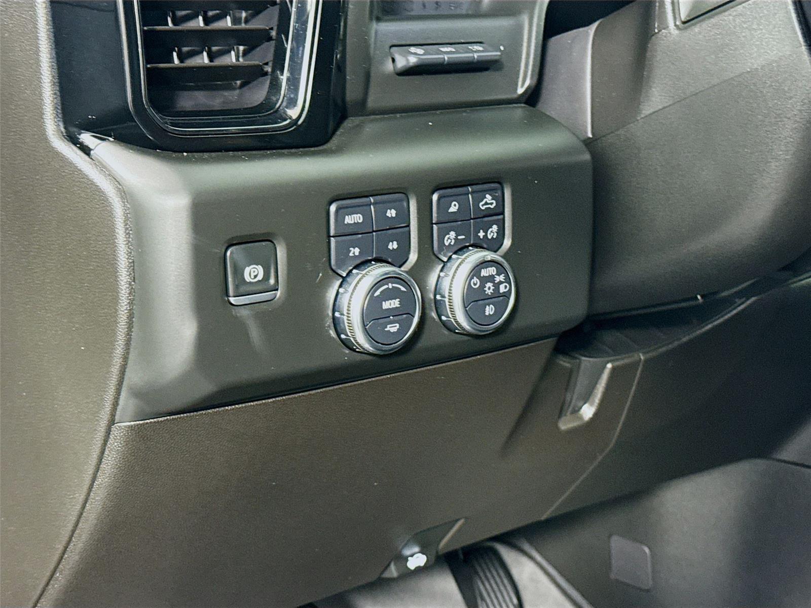 2025 GMC Sierra 2500HD AT4 - Photo 8
