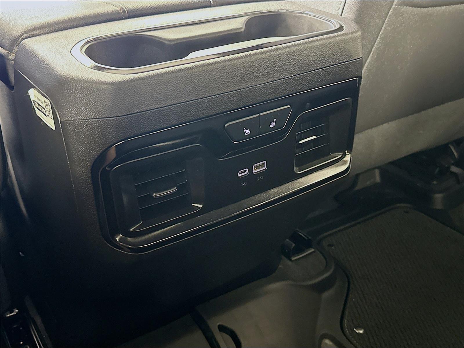 2025 GMC Sierra 2500HD AT4 - Photo 20